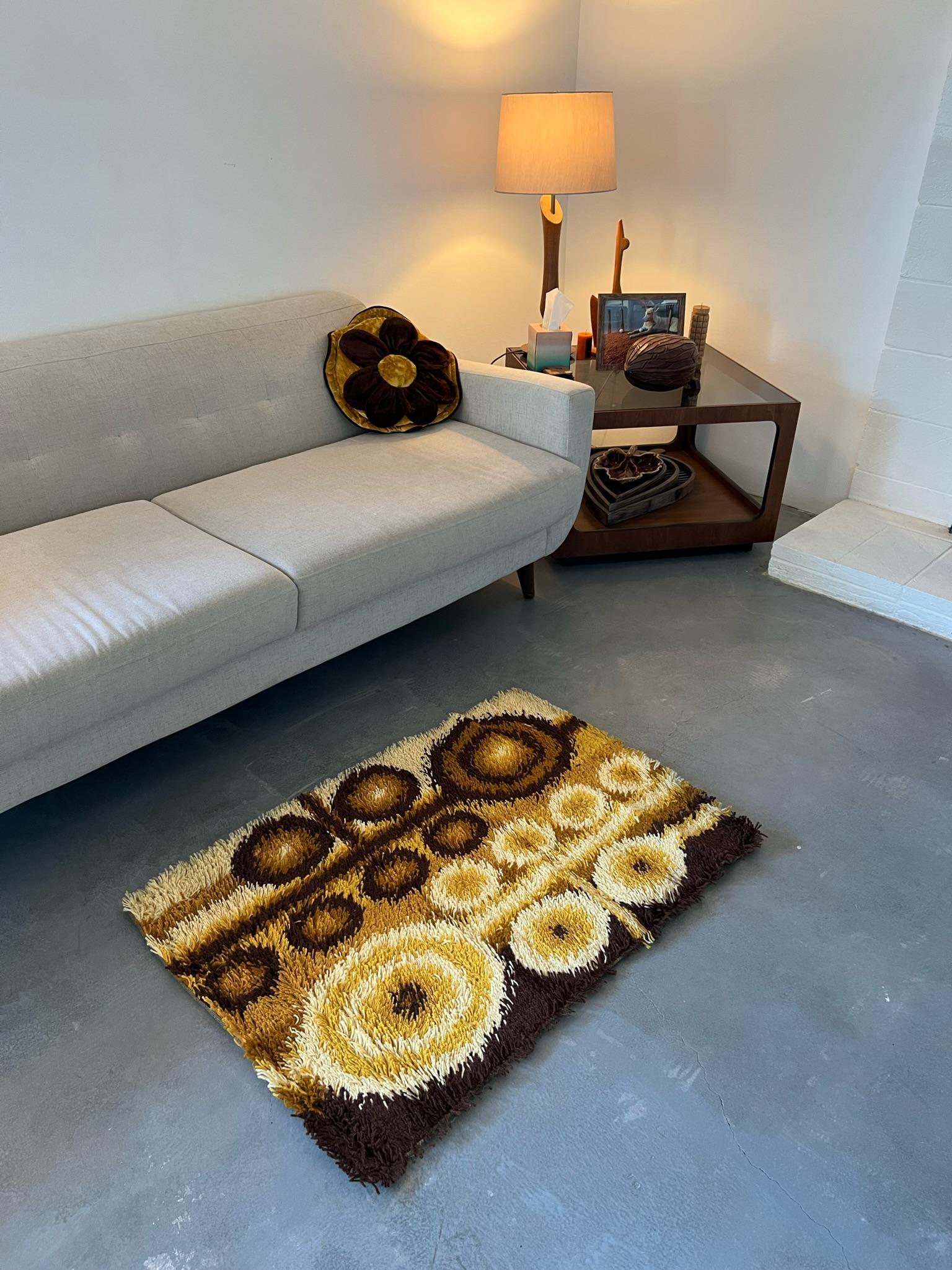 Mid-20th Century 60's DANIA TAEPPER Circles Brown Yellow UNUSED Mid Century Danish Rya Rug Modern For Sale