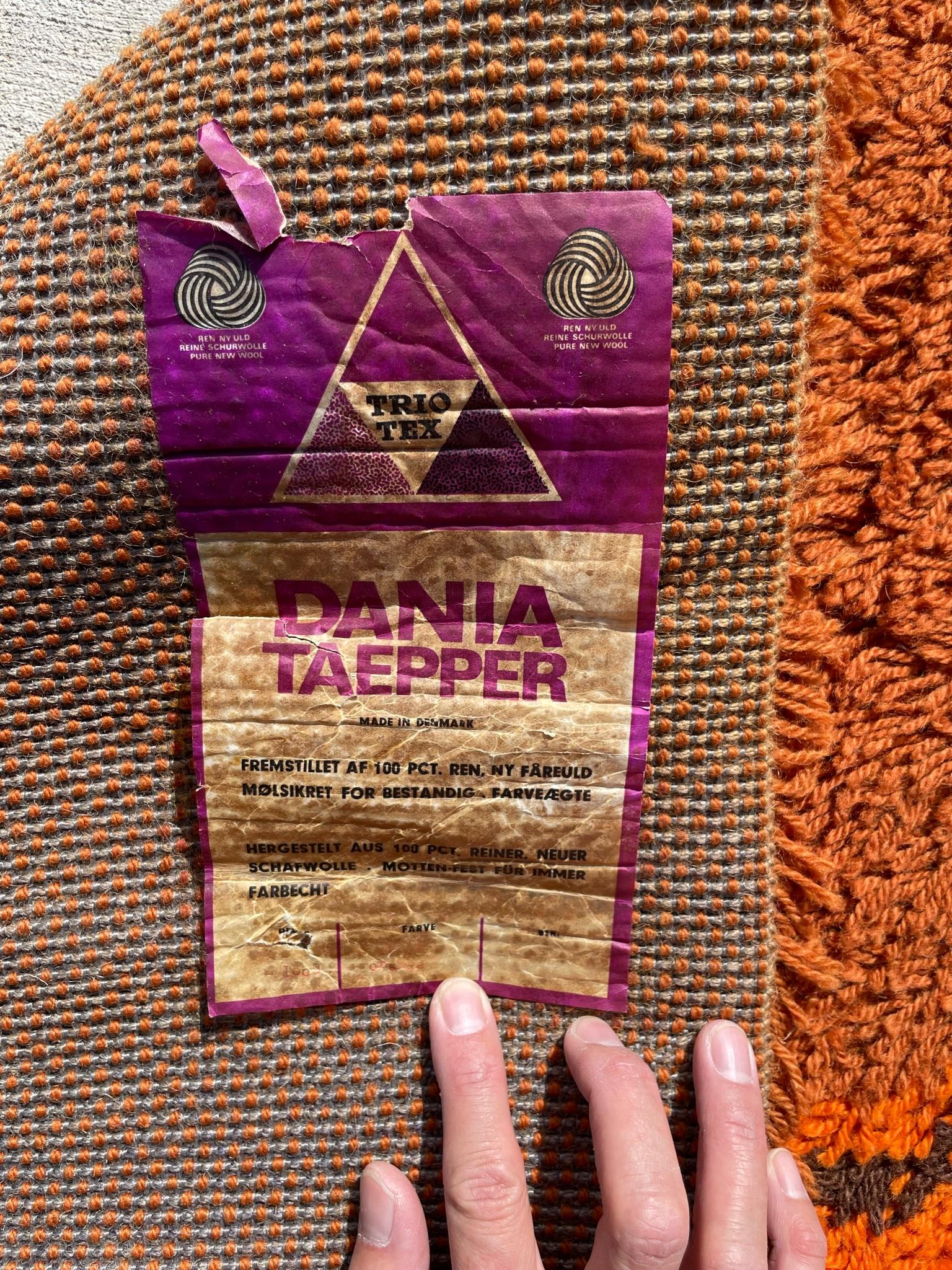 60's DANIA TAEPPER Yellow Orange Circle UNUSED Modern Danish Rya Rug Mid Century For Sale 3