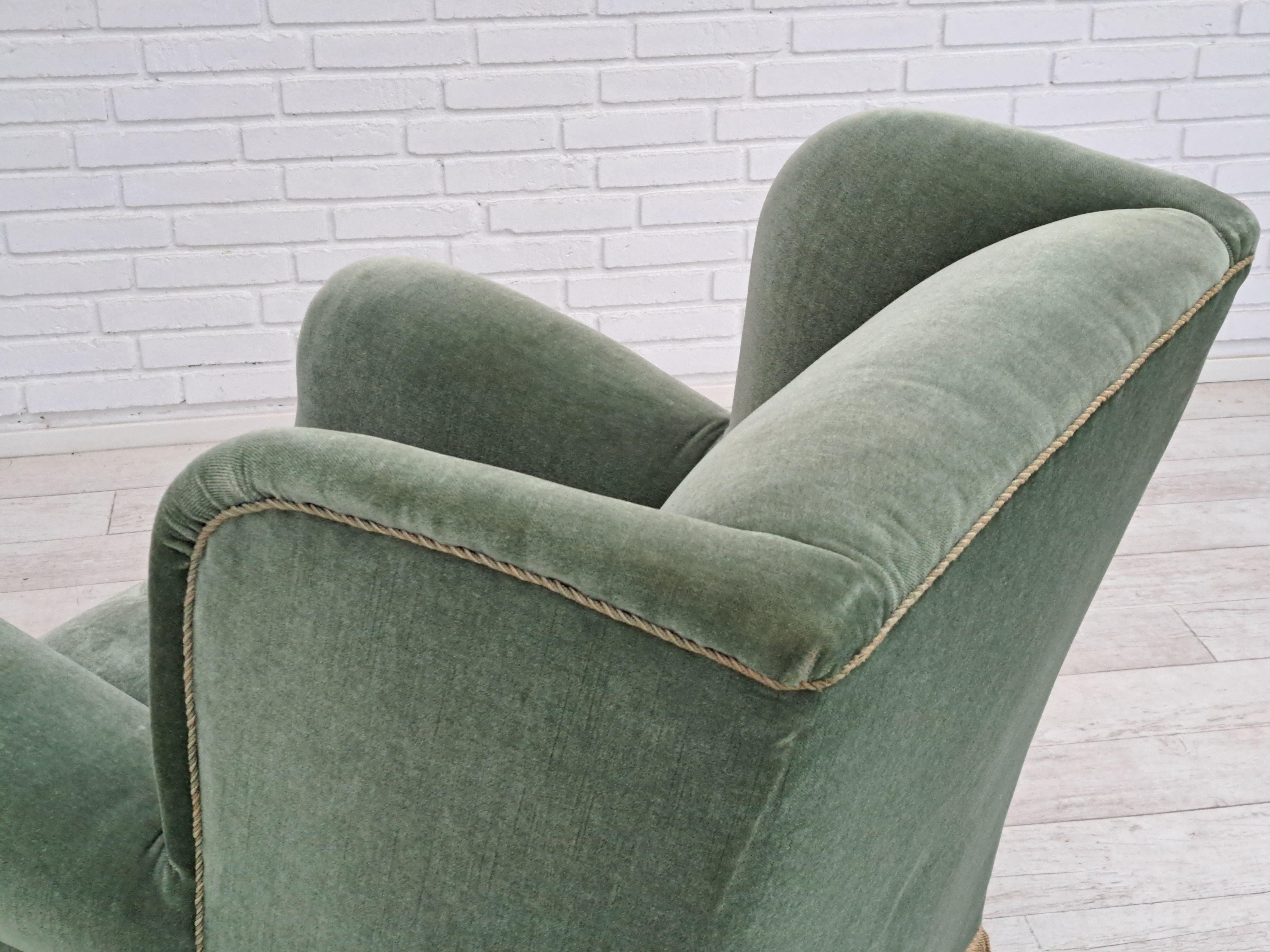 Scandinavian Modern 60s, Danish Design by Fritz Hansen, Relax Lounge Chair, Original Condition For Sale