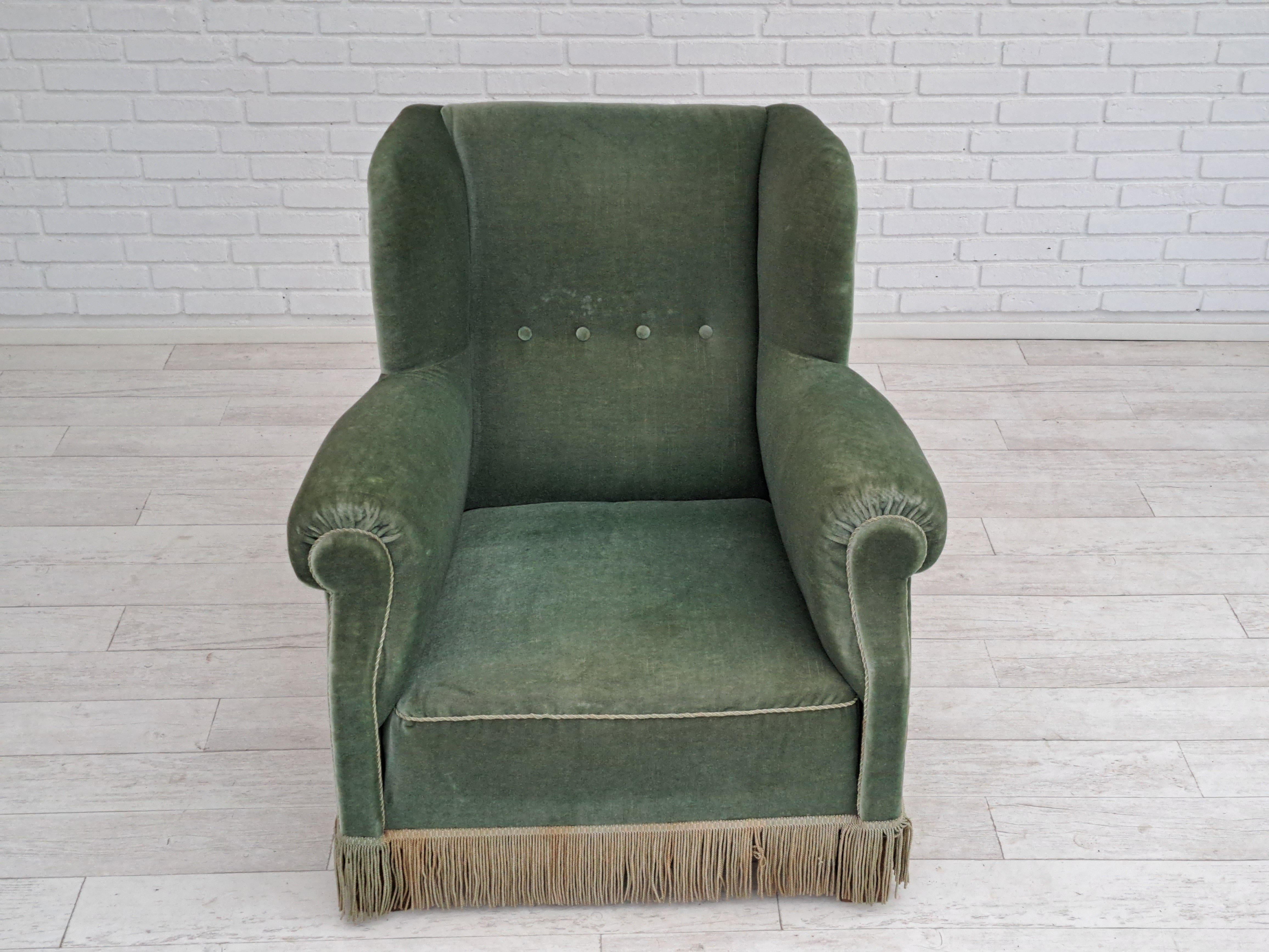 60s, Danish Design by Fritz Hansen, Relax Lounge Chair, Original Condition For Sale 2