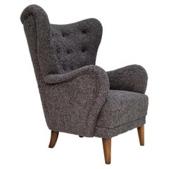 Dänisches Design, neu ausgestatteter Sessel mit hoher Rückenlehne, graues Imitations-Lammfell, 1960er Jahre