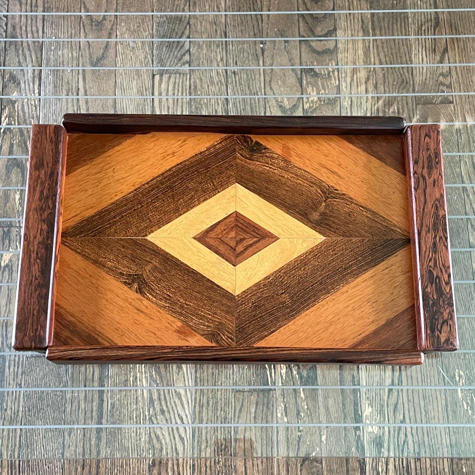 60s Don Shoemaker Bandeja Madera dura mexicana exótica Diamante Motivo geométrico Artesano Lacado en venta