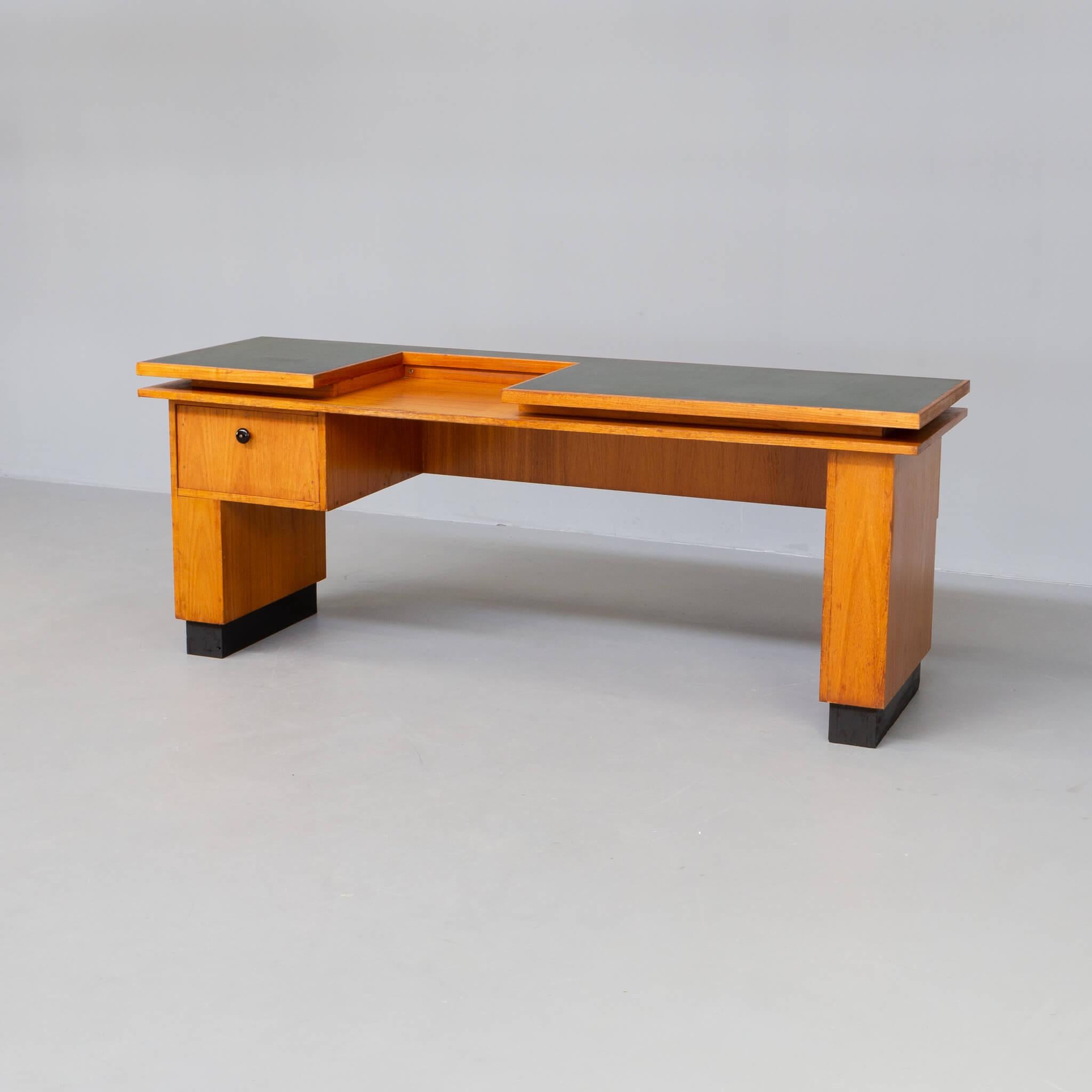 60s Double Table Top Oak Wooden Writing Desk by Gebr Verhouden for Philips In Good Condition For Sale In Amstelveen, Noord