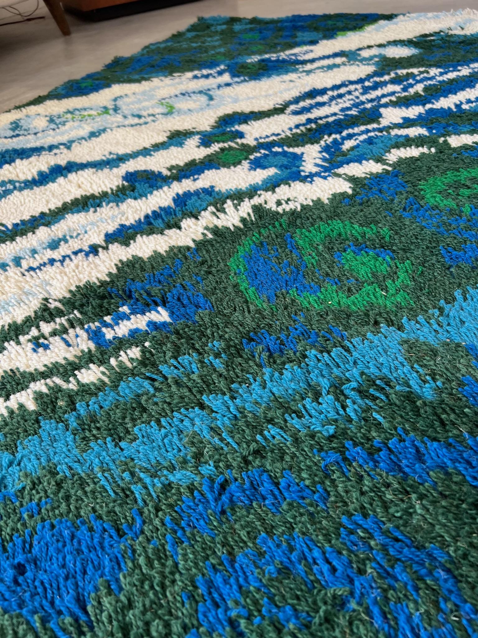 Lana Tappeto danese degli anni '60 Ege Rya VANGUARD Blue Wave Snow Wool INUTILIZZATO Mid Century Modern Danish Rug in vendita