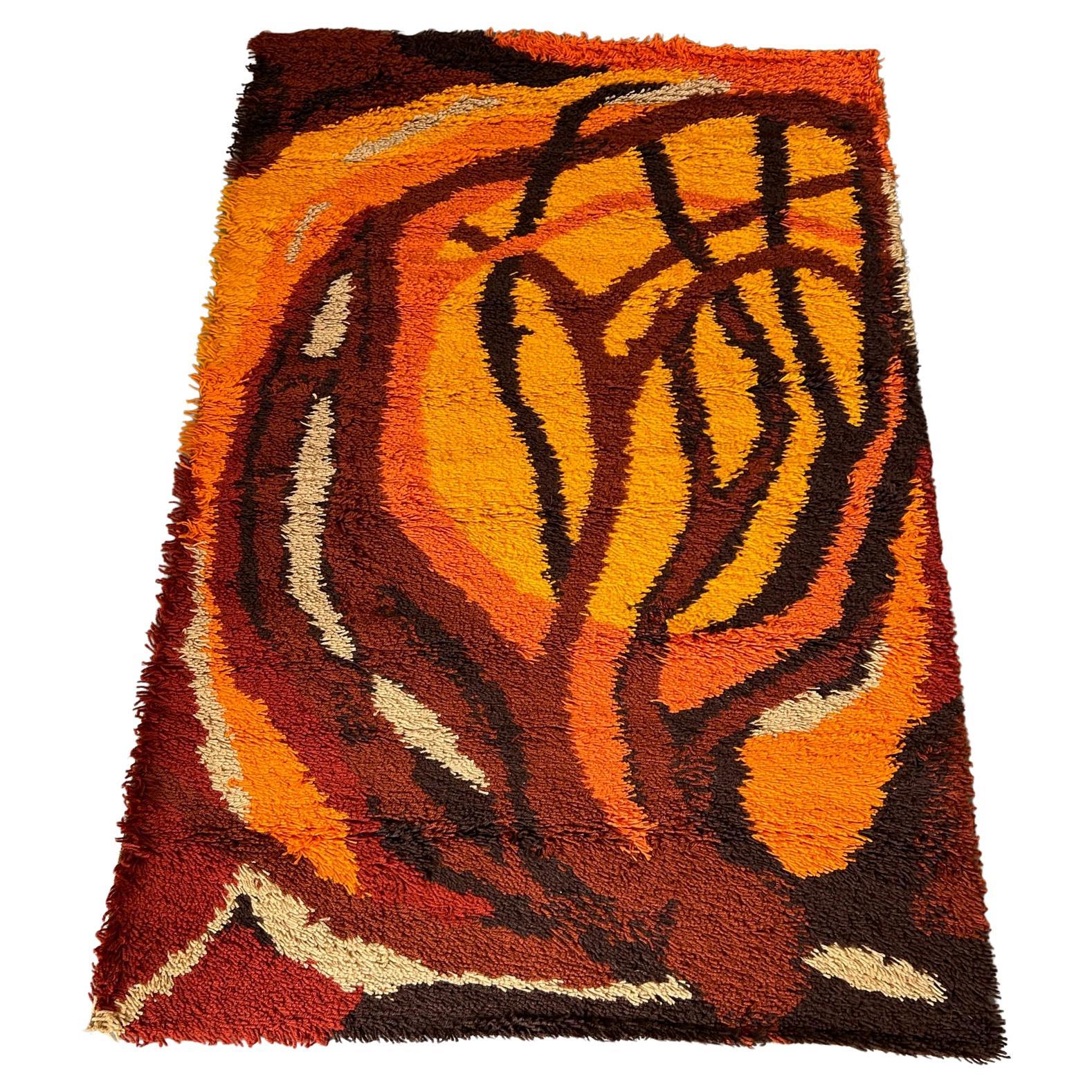 60's EGE RYA VANGUARD Rama de árbol marrón NO UTILIZADA Alfombra danesa de mediados de siglo Ege Rya Moderna