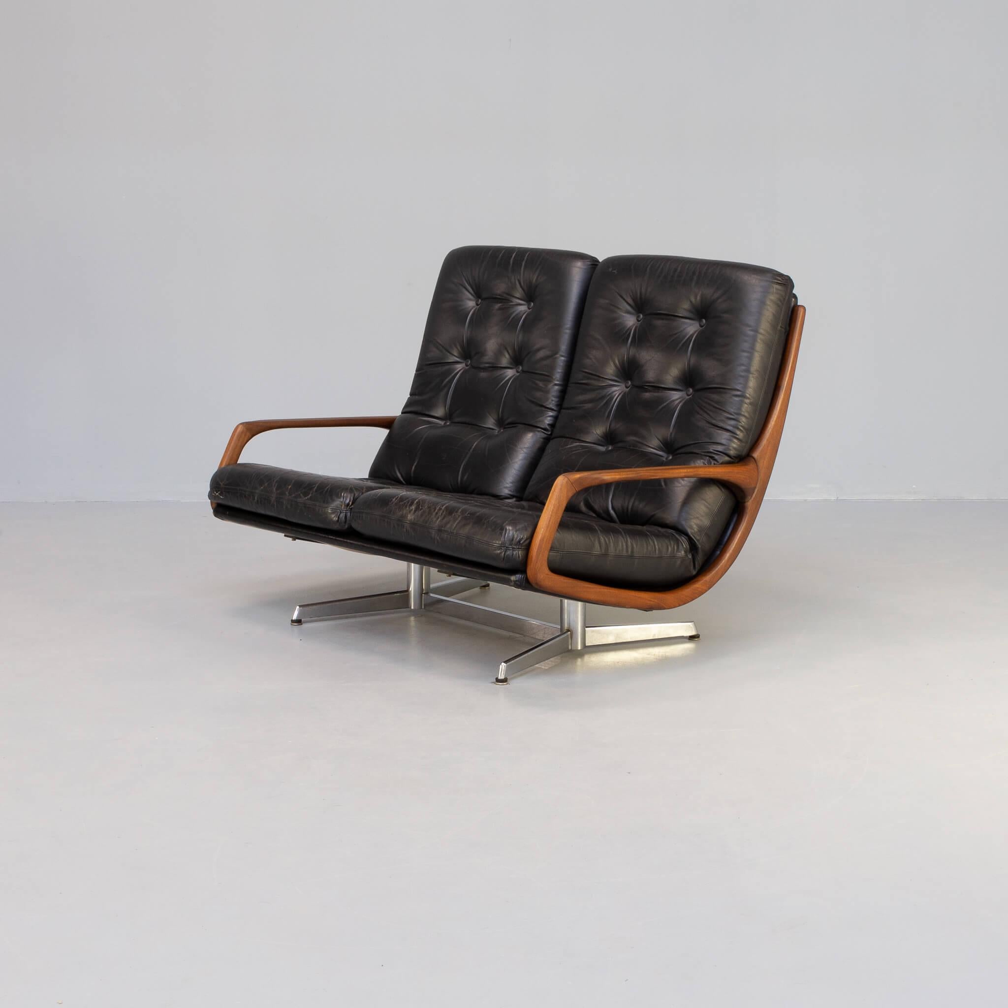 The midcentury design trend initiated by Danish designers in the 1950s to 1970s was followed in Germany by Eugen Schmidt in those years and brought to the market in the well-known German quality. Soloform was the manufacturer that produced these top