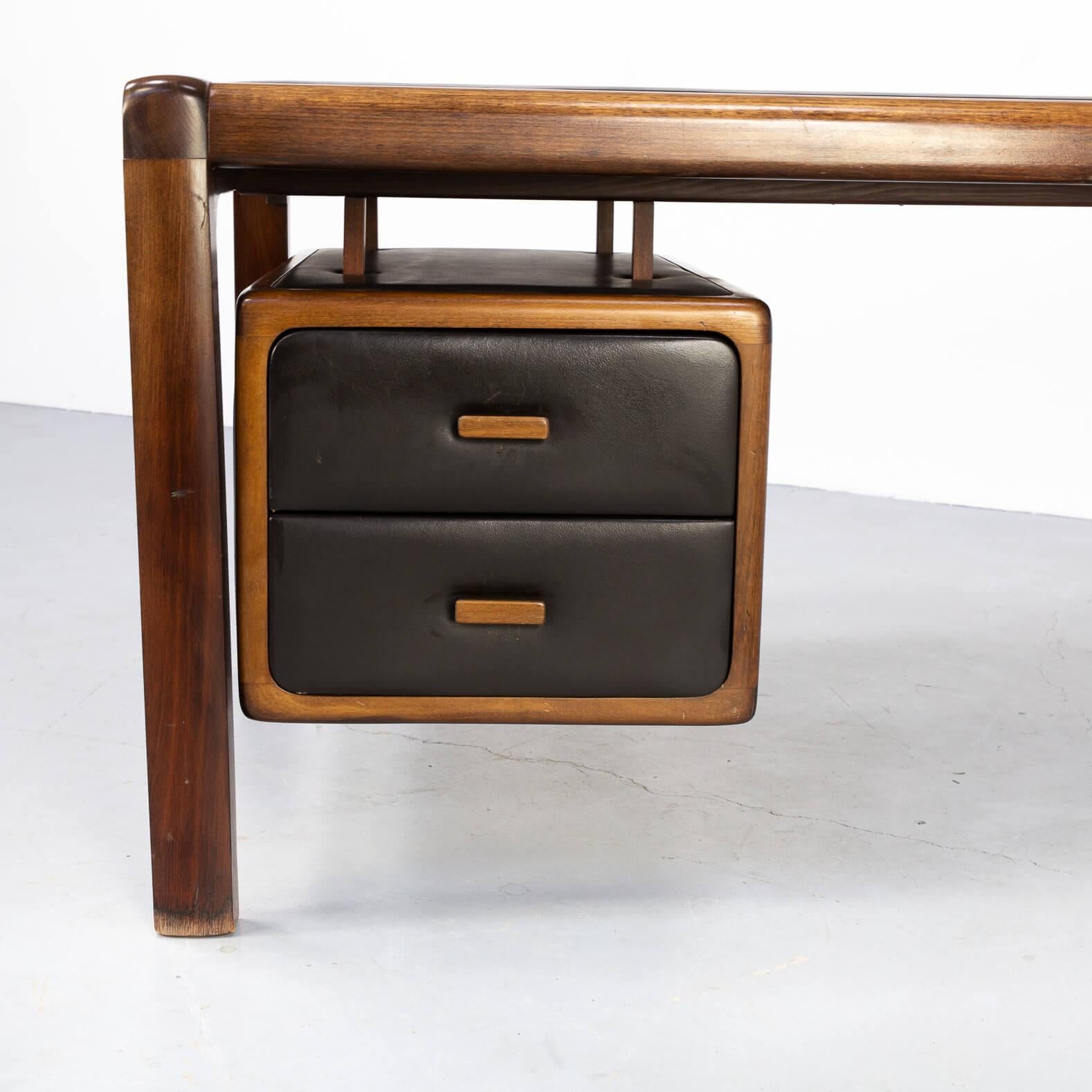 1960s Executive Writing Desk with Leather Inlay For Sale 2