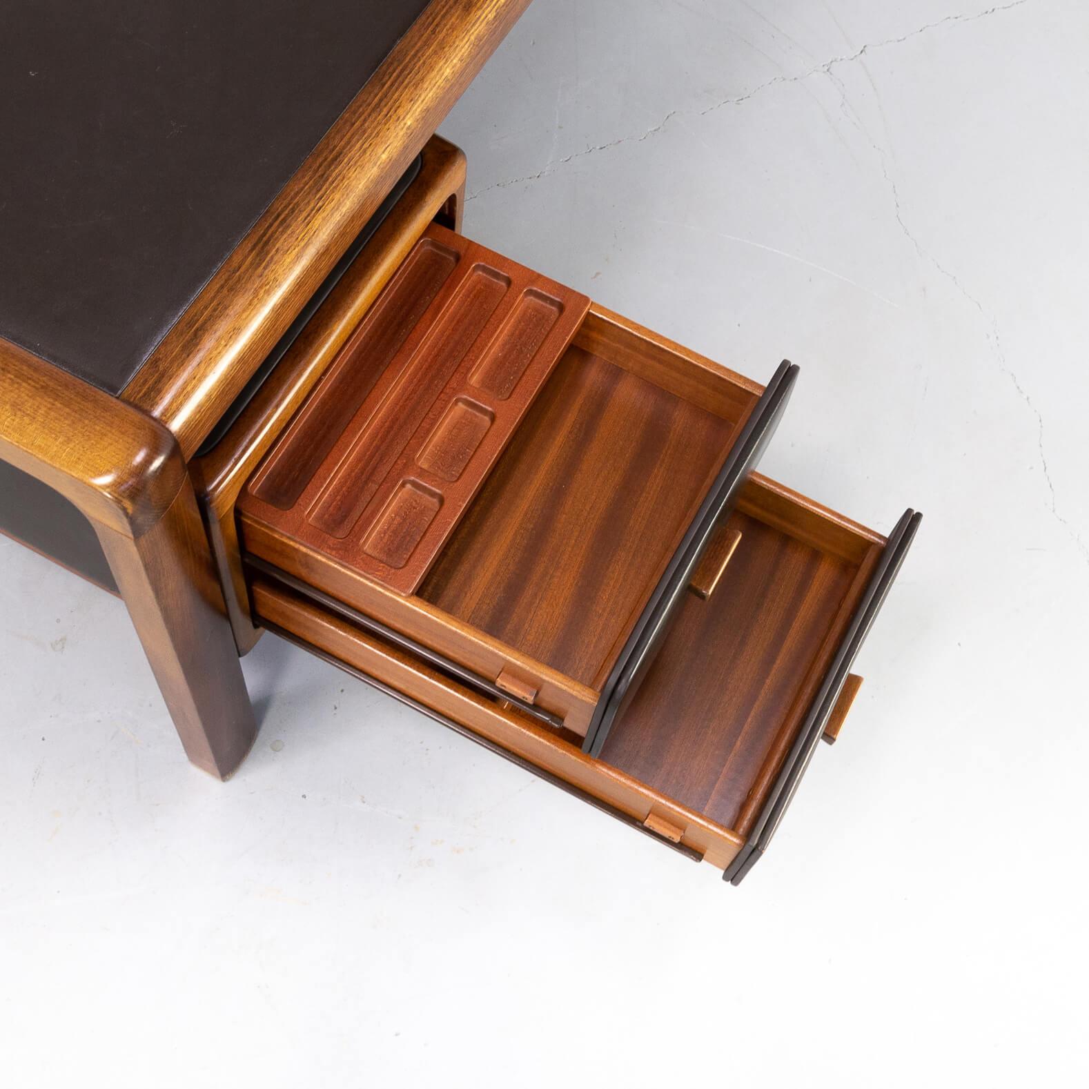 1960s Executive Writing Desk with Leather Inlay For Sale 3