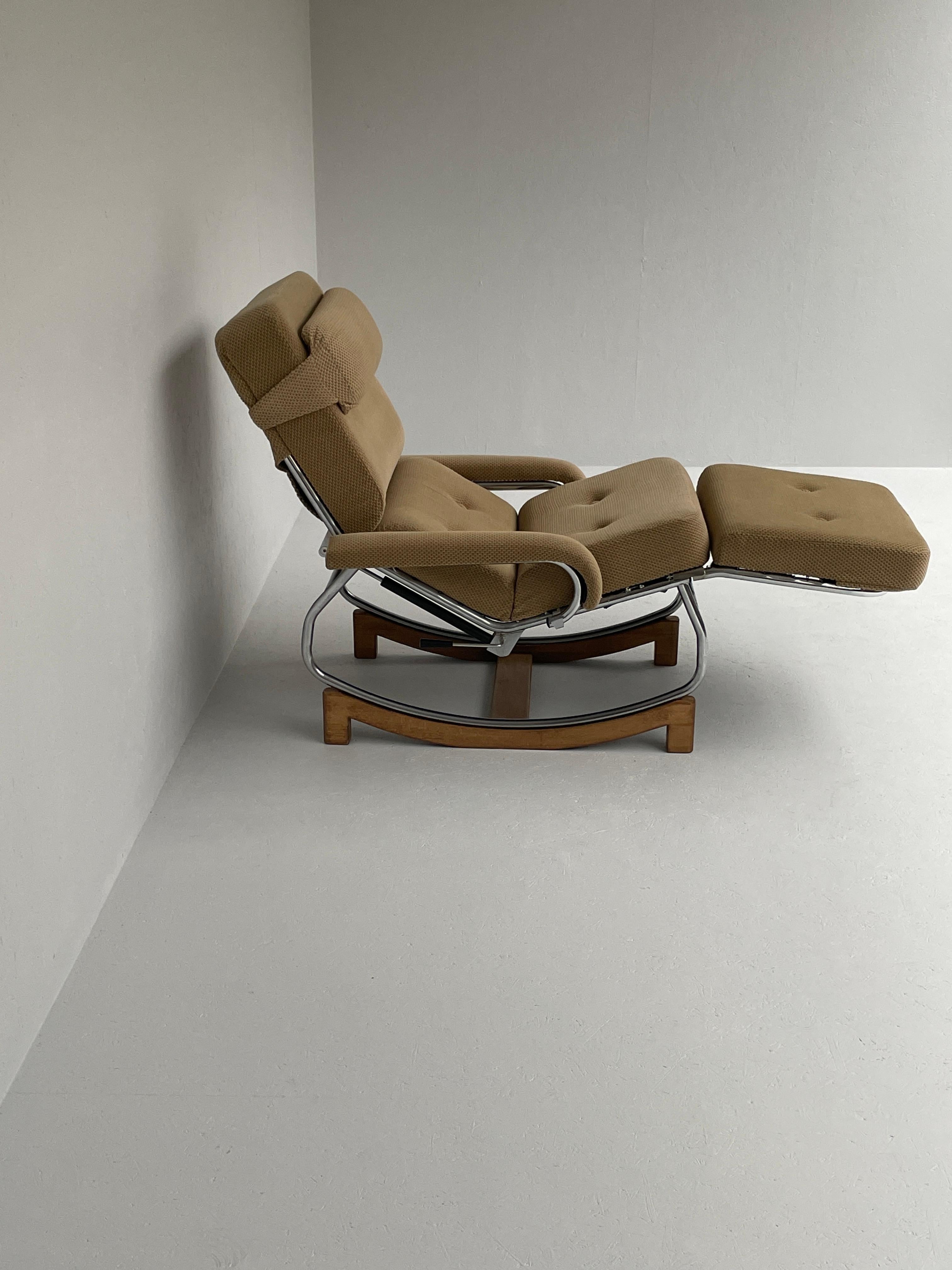 60s French Lounge Chair by Lama Furniture In Good Condition In Antwerpen, BE