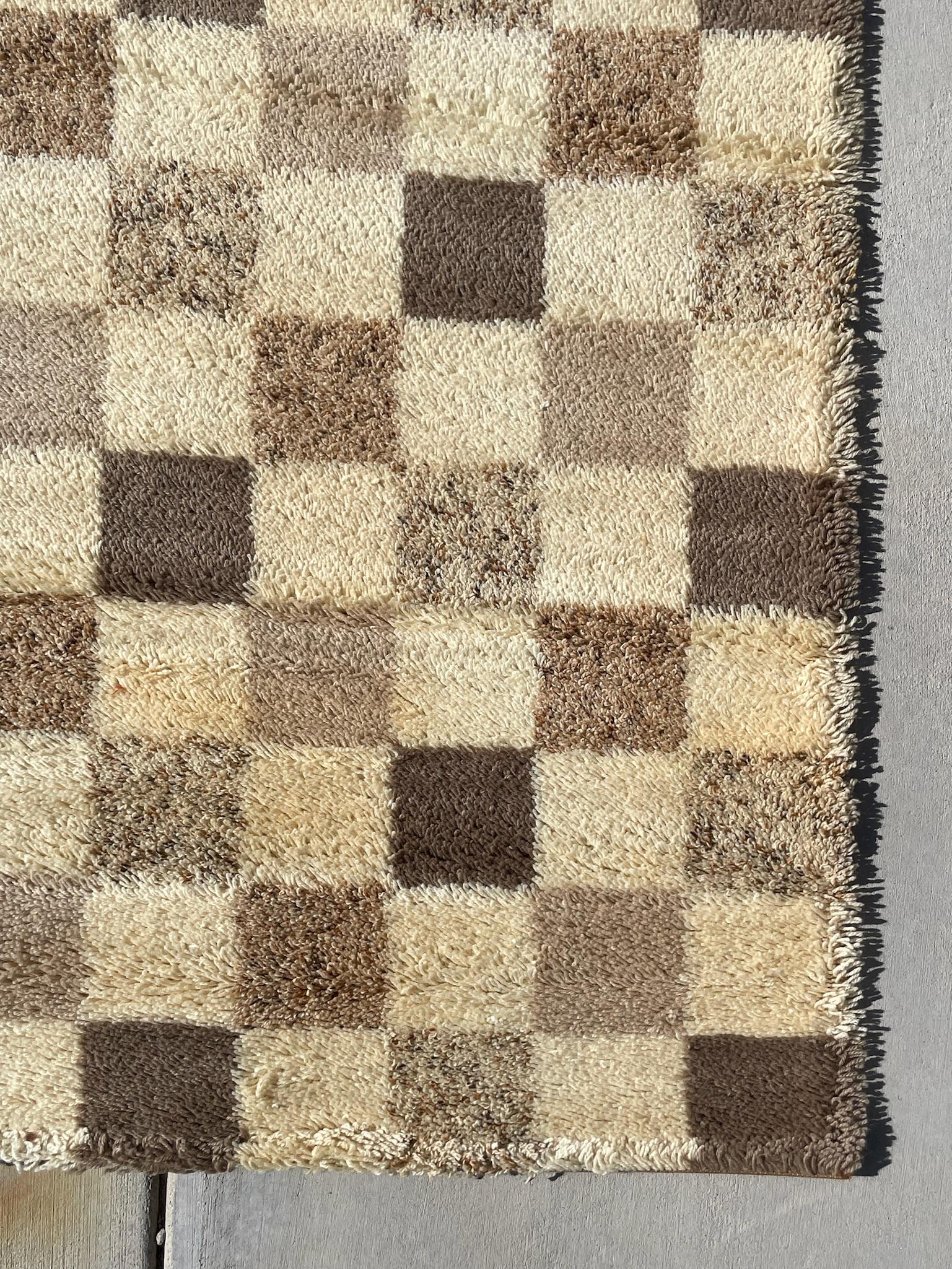 Danese Tappeto a scacchiera in lana degli anni '60 Hammer Rya Danish, moderno e non usato, metà secolo, crema beige in vendita