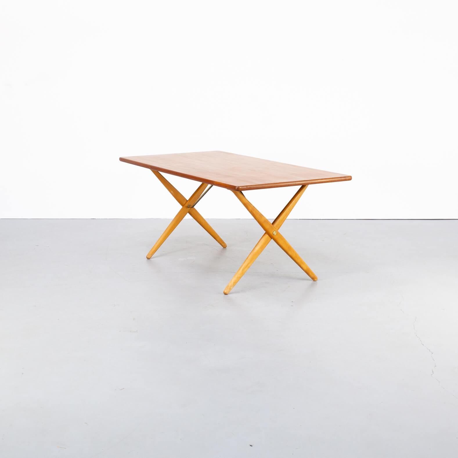 Mid-Century Modern 60s Hans J. Wegner ‘AT-303’ Dining Table for Andreas Tuck For Sale