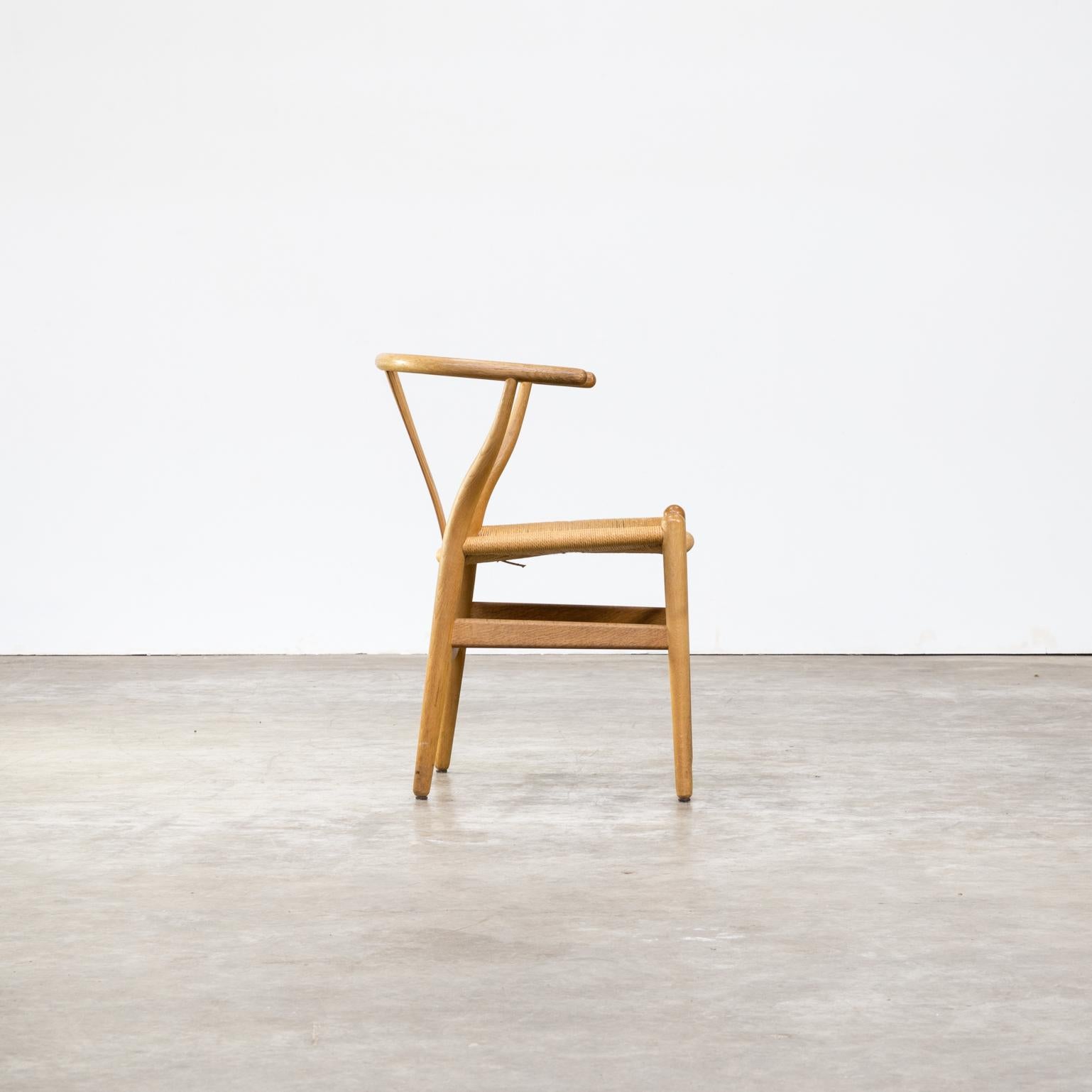1960s Hans Wegner ‘CH24’ Wishbone Chairs for Carl Hansen & Son In Good Condition For Sale In Amstelveen, Noord
