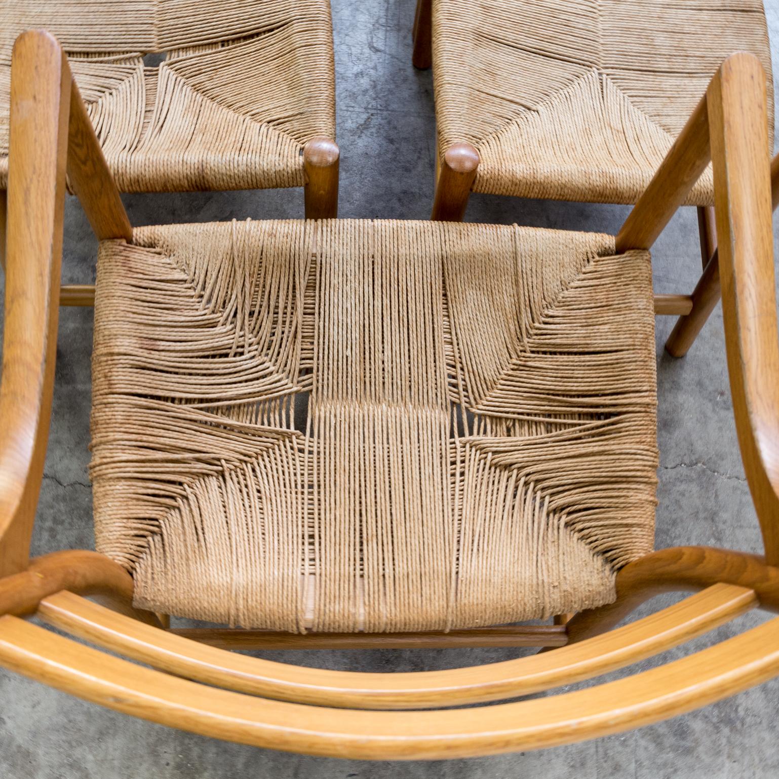 1960s Hans Wegner ‘CH47’ Chairs and ‘CH46’ Chair for Carl Hansen & Son Set of 5 For Sale 6