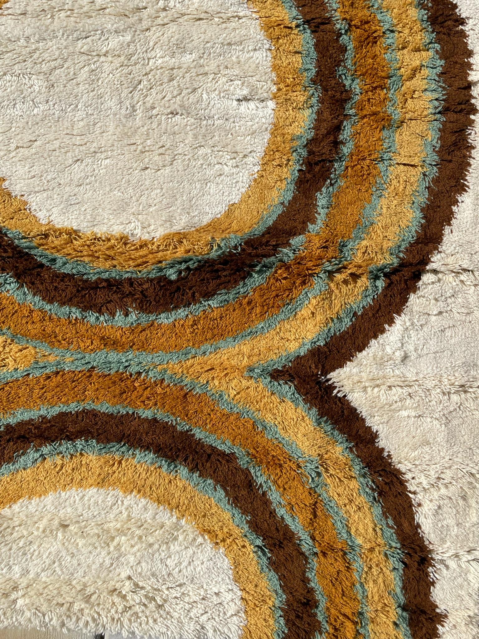 Tapis danois Rya moderne mi-siècle HOJER EKSPORT WILTON cercles laine non numérotée, années 60 Excellent état - En vente à Los Angeles, US