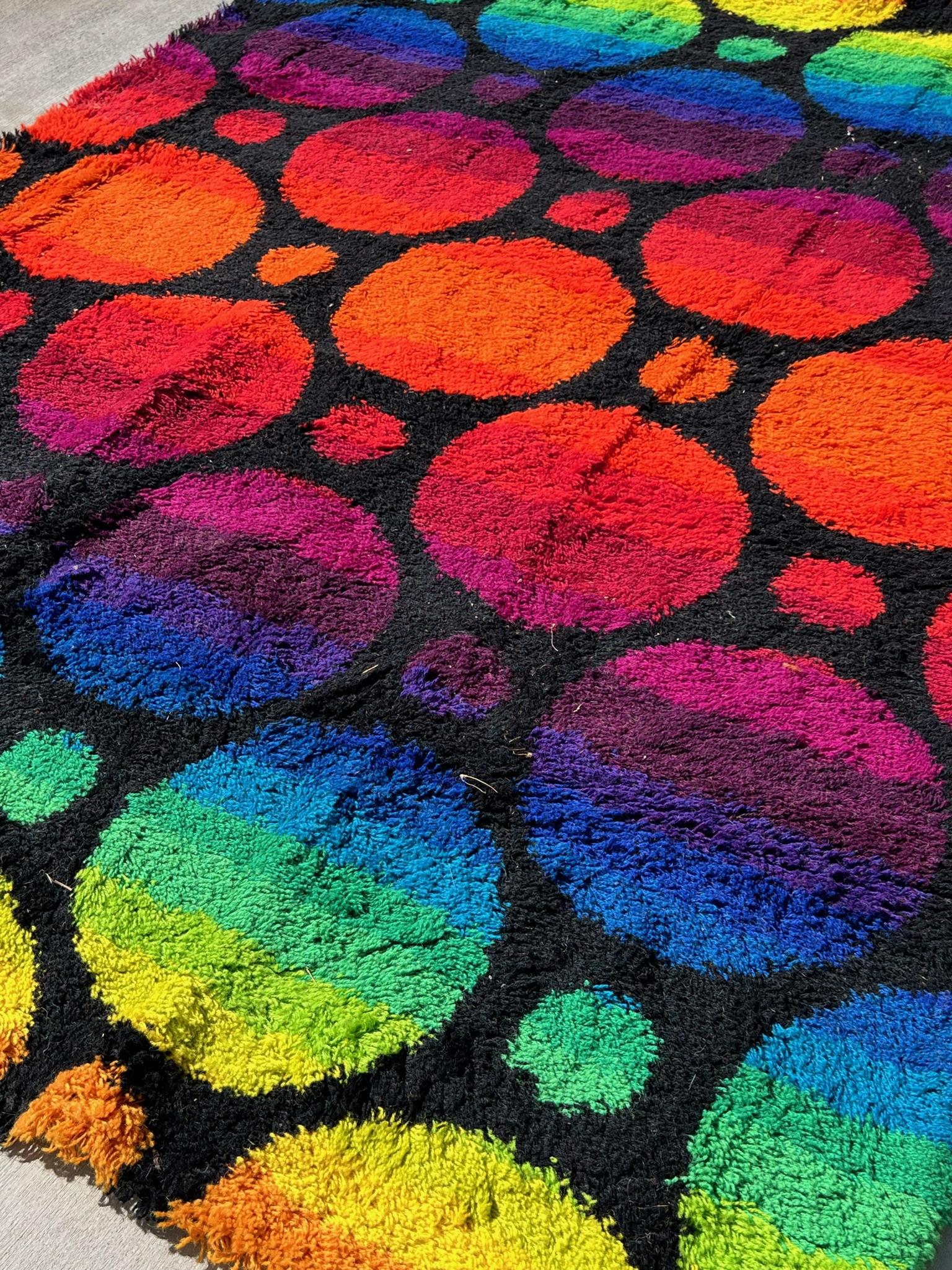 60's HOJER EKSPORT WILTON Mid Century Modern UNUSED LGBT Circles Danish Rya rug (Dänisch) im Angebot