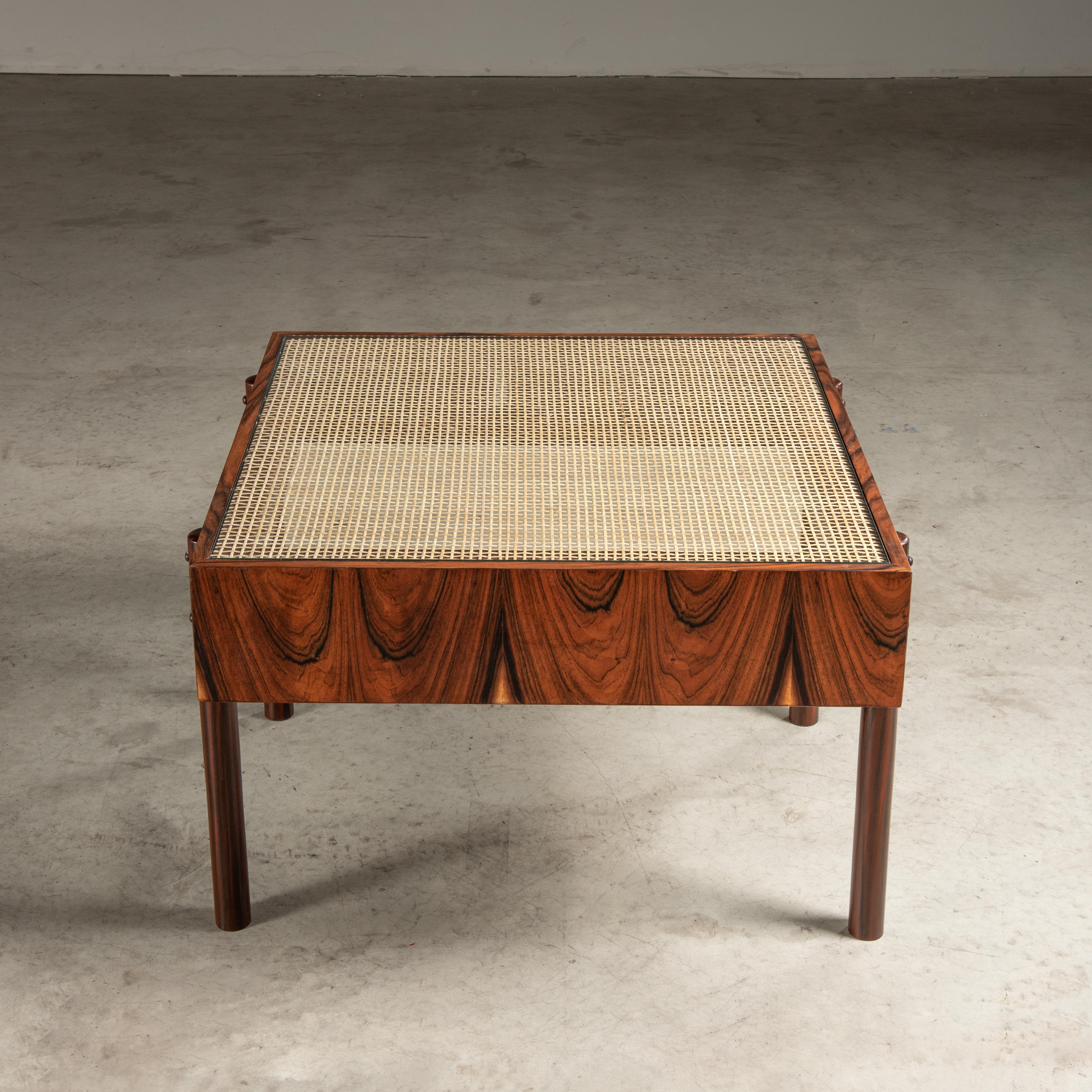 Straw 60's Inspired 'Adi' Side Table, Brazilian Modern Design  For Sale