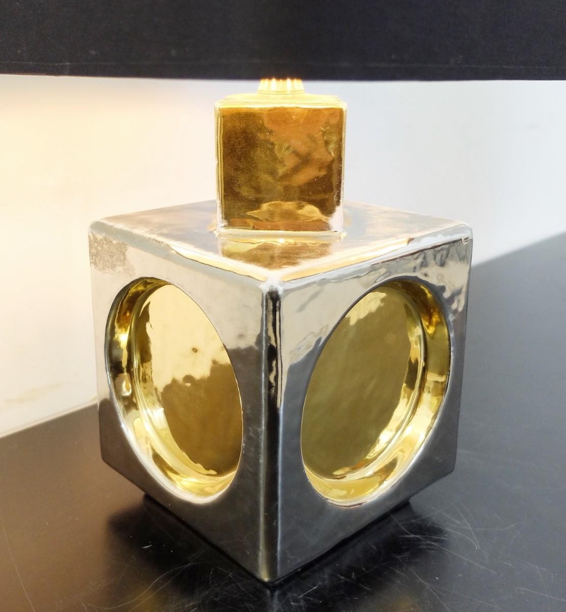 European 1960s Italian Cube Lamp in Ceramic Silver and Gold, Ceramiche Zaccagnini For Sale