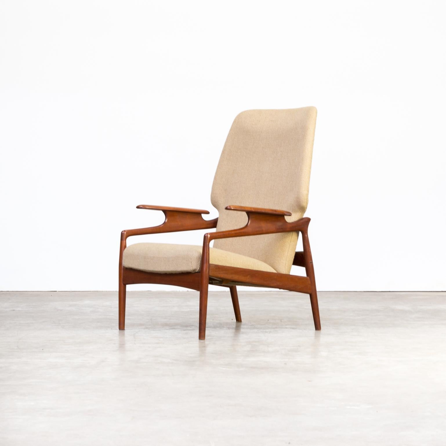 Chaise longue réglable en teck et laine John Boné des années 1960 pour Advance Design. Bon état correspondant à l'âge et à l'utilisation.