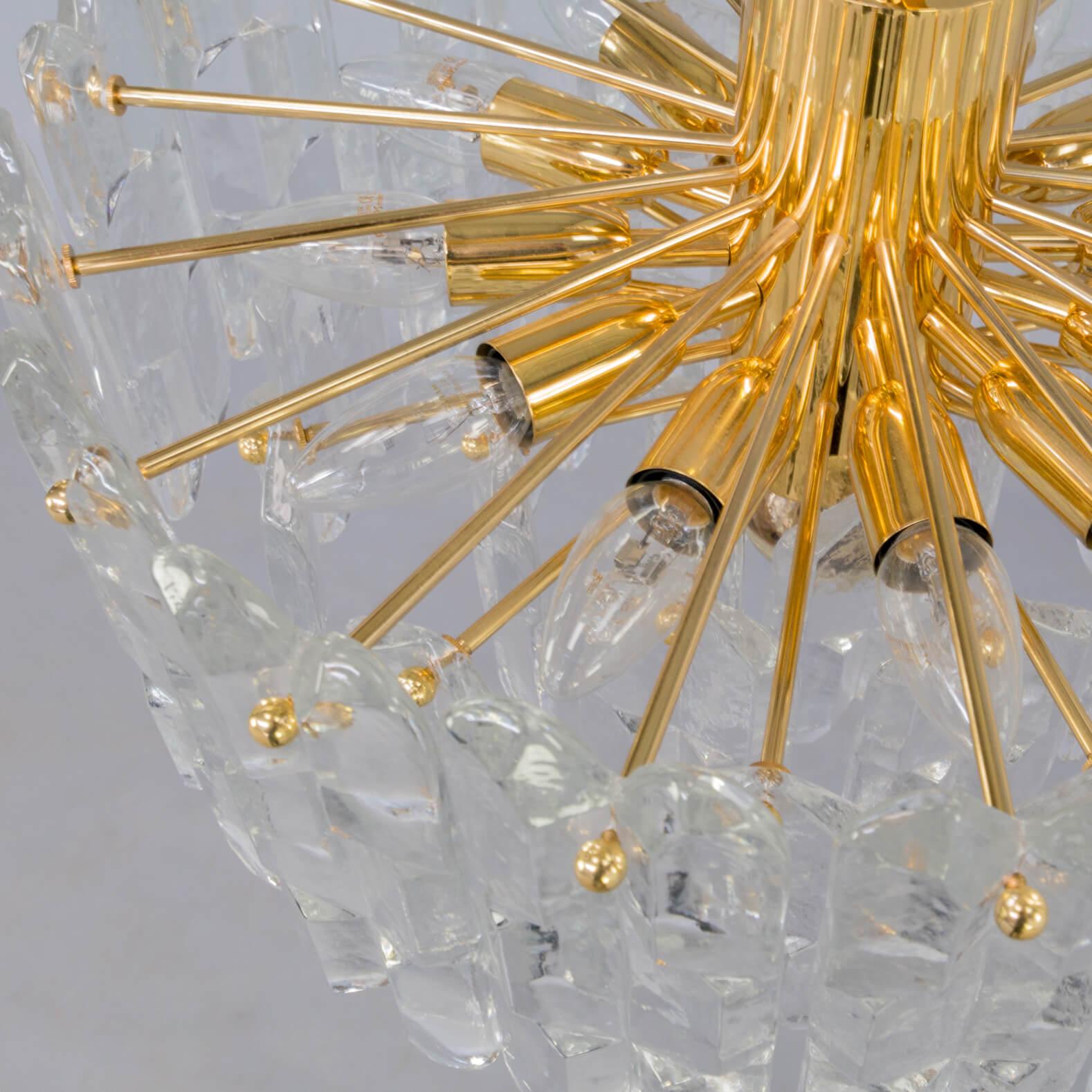 1960s J.T. Kalmar Brass and Glass Pendant Hanging Lamp for Kalmar For Sale 1