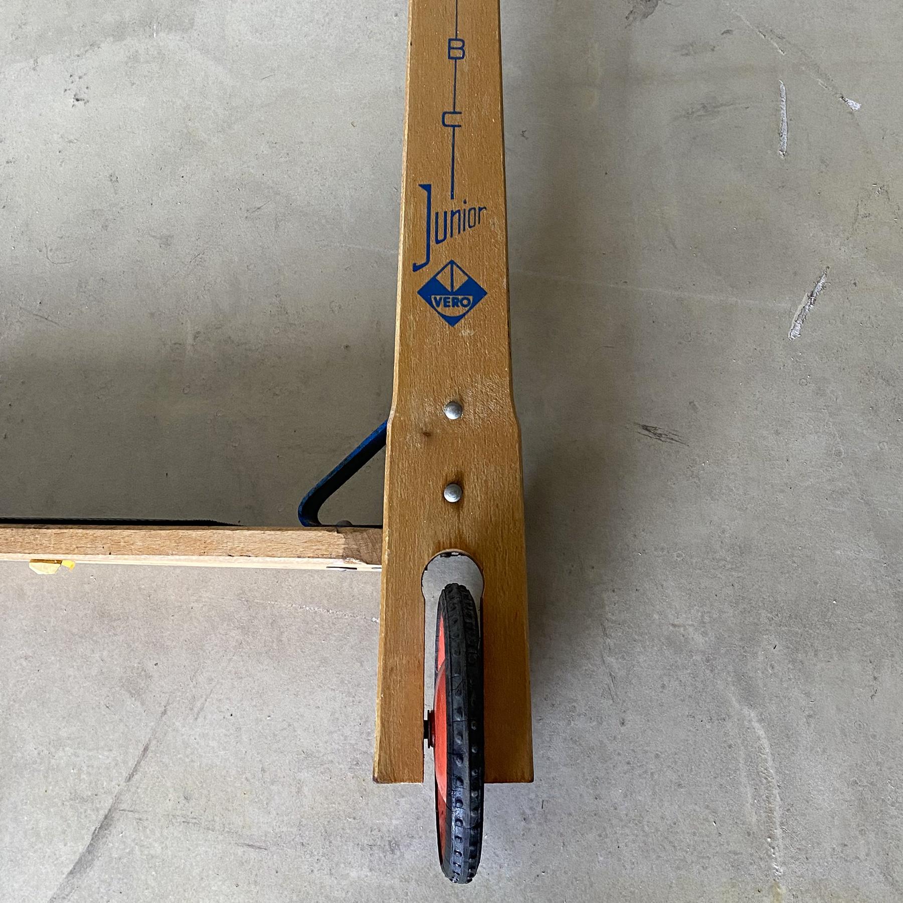 junior scooter