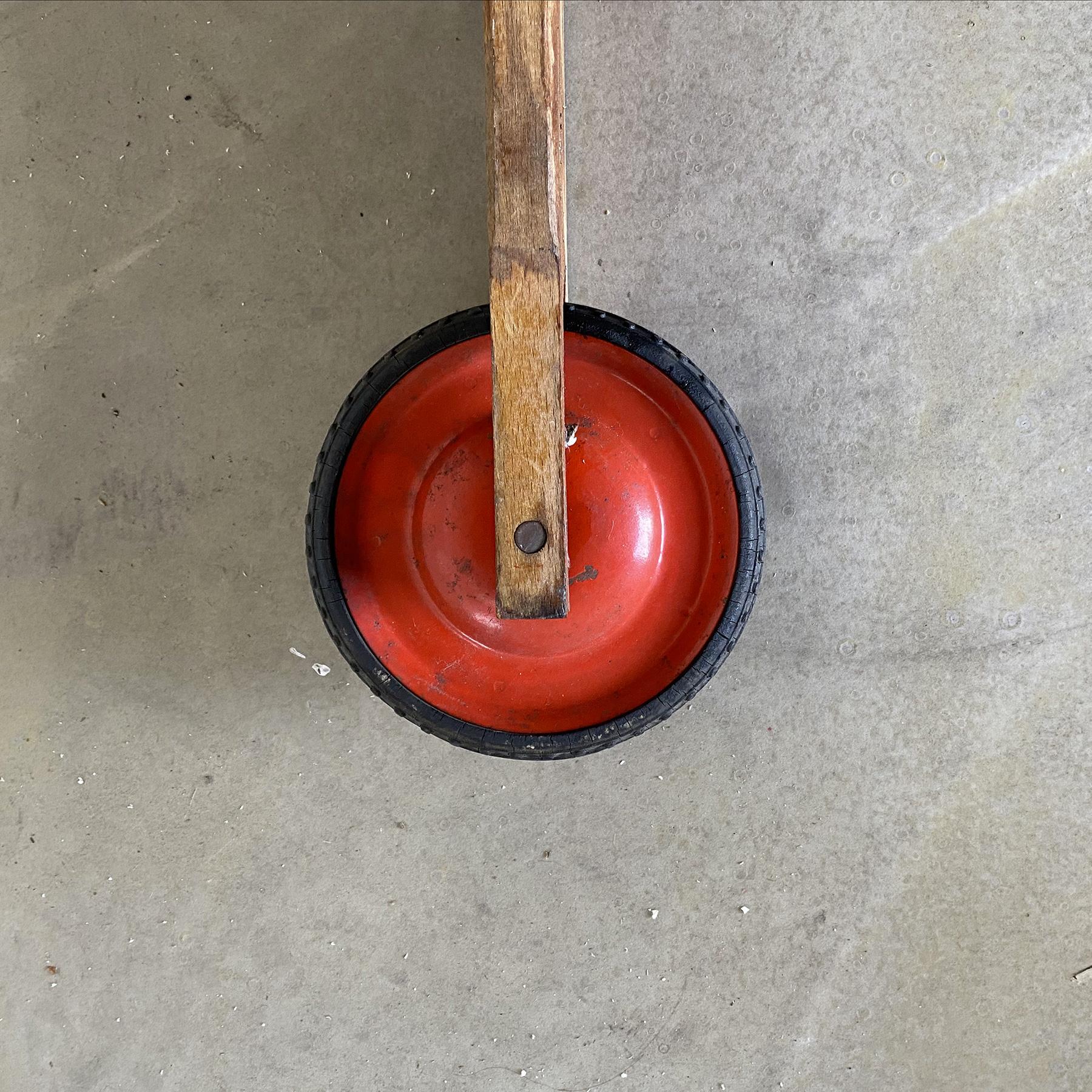 Mid-Century Modern 60's Junior model scooter For Sale