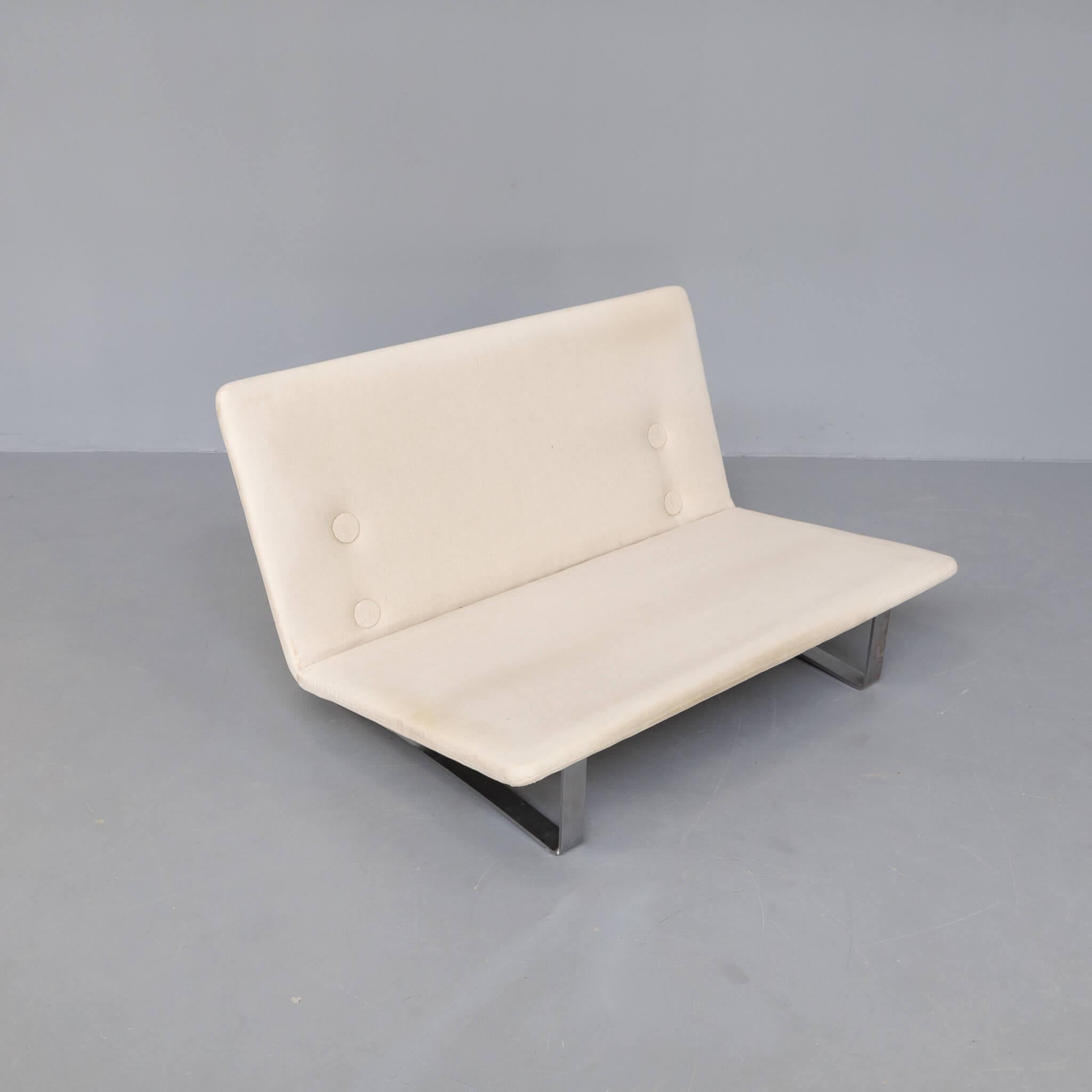 60s Kho Liang Ie C684 Two Seat Sofa for Artifort For Sale 2