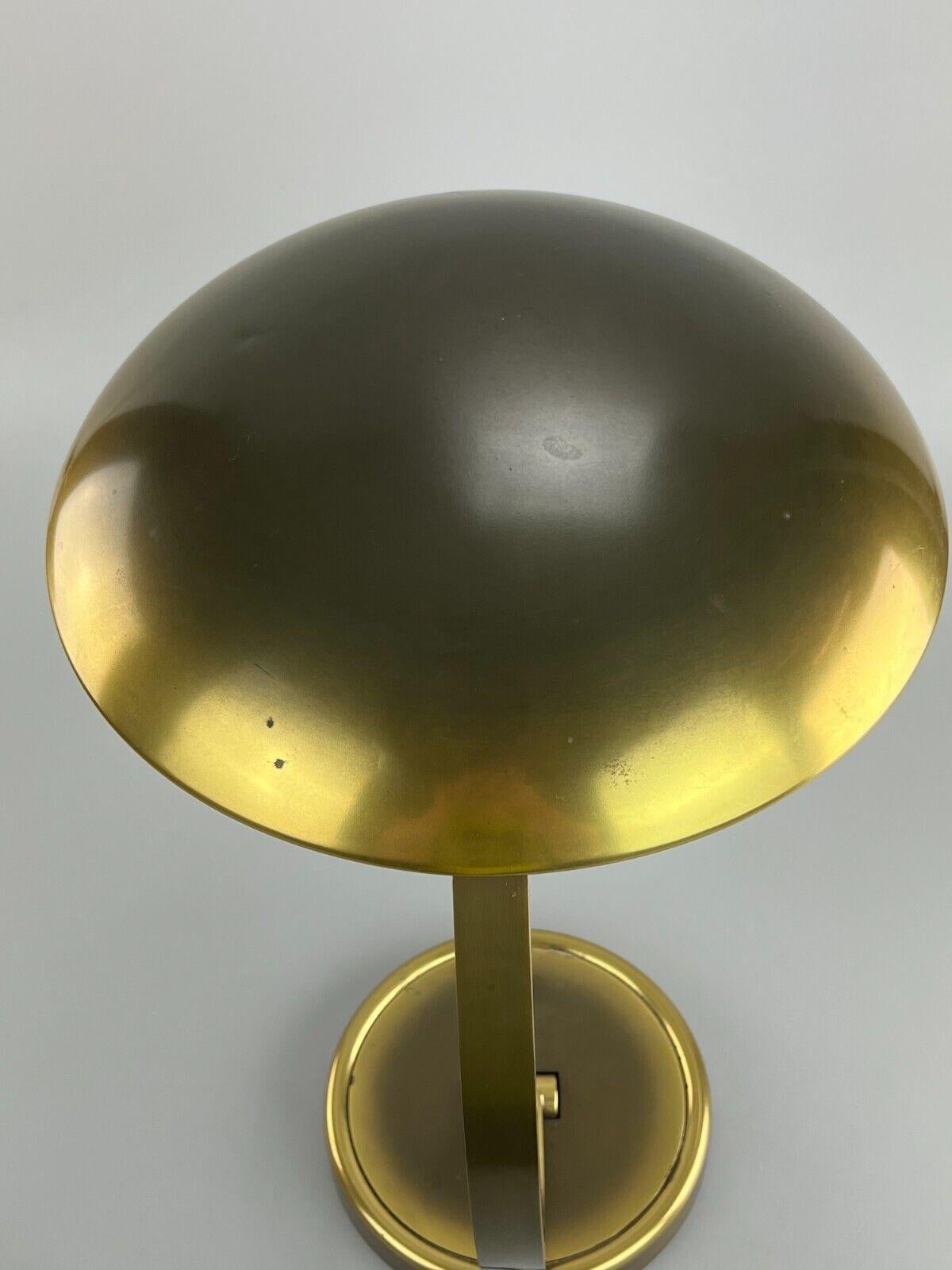 60s Lamp Light Kaiser Idell Table Lamp 6751 Brass Mid-Century Design In Good Condition For Sale In Neuenkirchen, NI