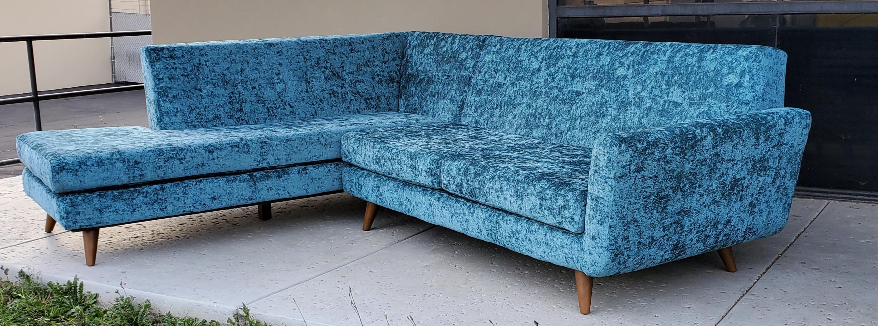 60s Low Slung Style Sectional Tapered Legs Aqua Green Crushed Velvet Upholstery For Sale 6
