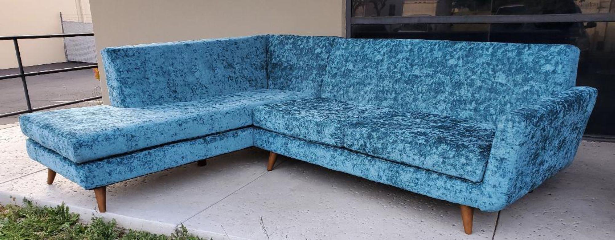 60s Low Slung Style Sectional Tapered Legs Aqua Green Crushed Velvet Upholstery For Sale 3