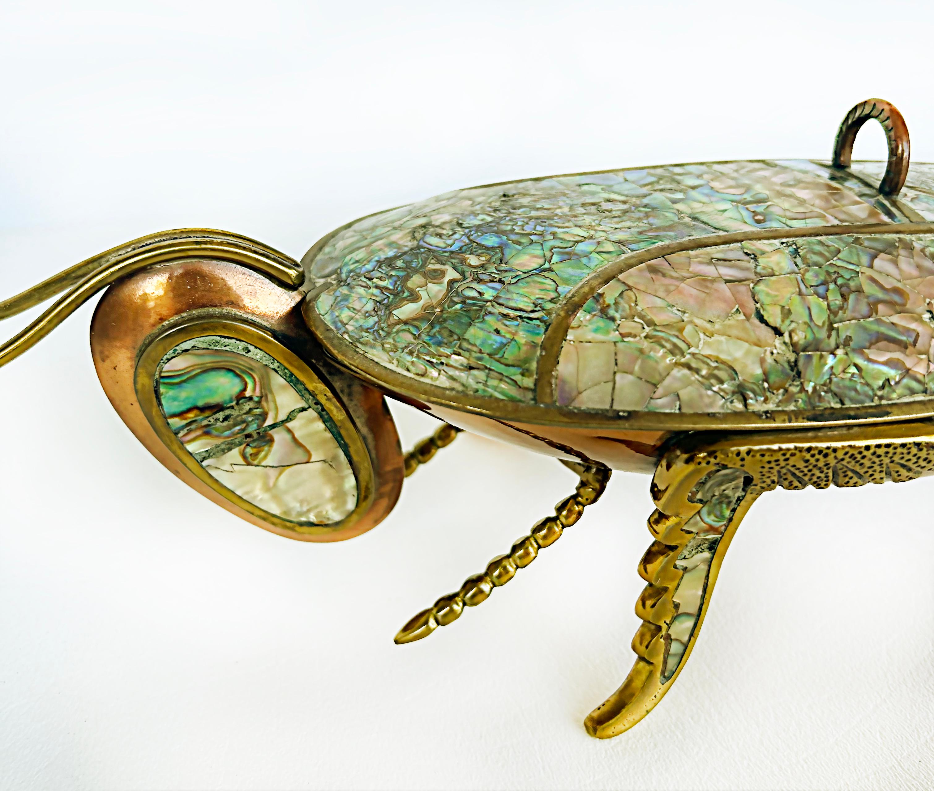 60s Mexican Mid-Century Abalone Shell Grasshopper Tray with Lid, Mixed Metals In Good Condition For Sale In Miami, FL