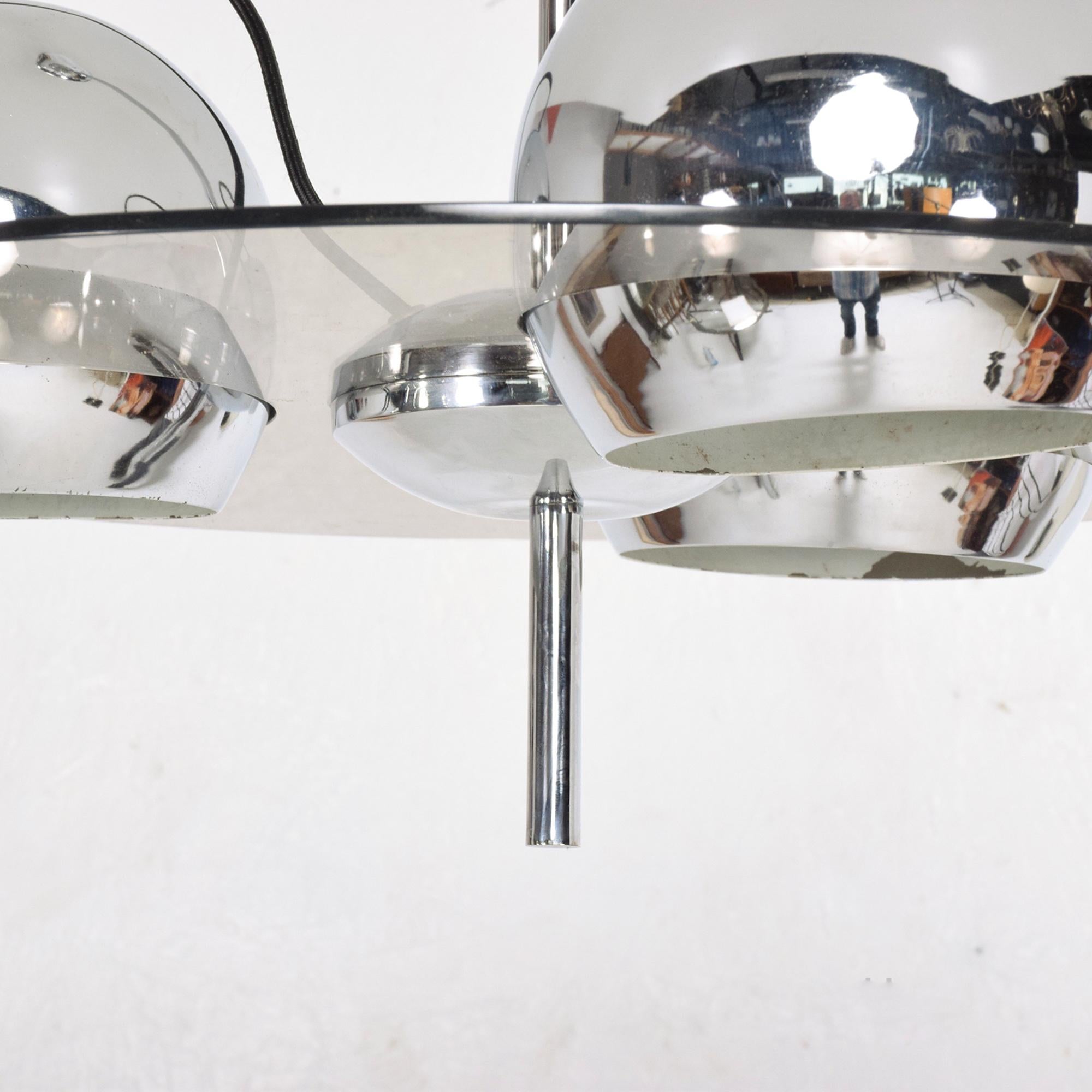 Mid-Century Modern 1960s Lightolier Directional 3 Light Globe Pendant Lamp Chrome & Lucite For Sale