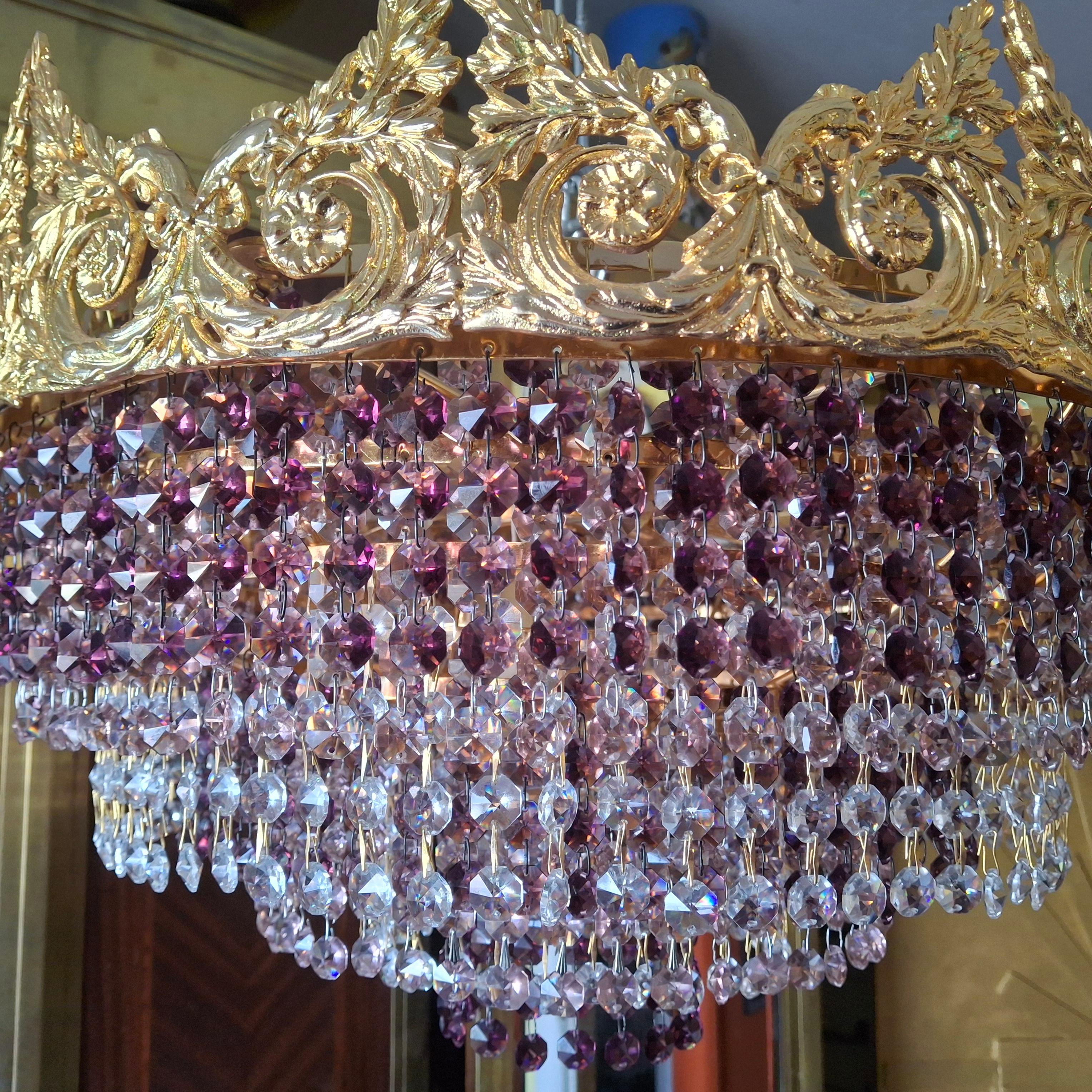 '60s Monumental Empire Gilt Bronze Amethyst Crystal Flush Mount Chandelier Palwa en vente 10