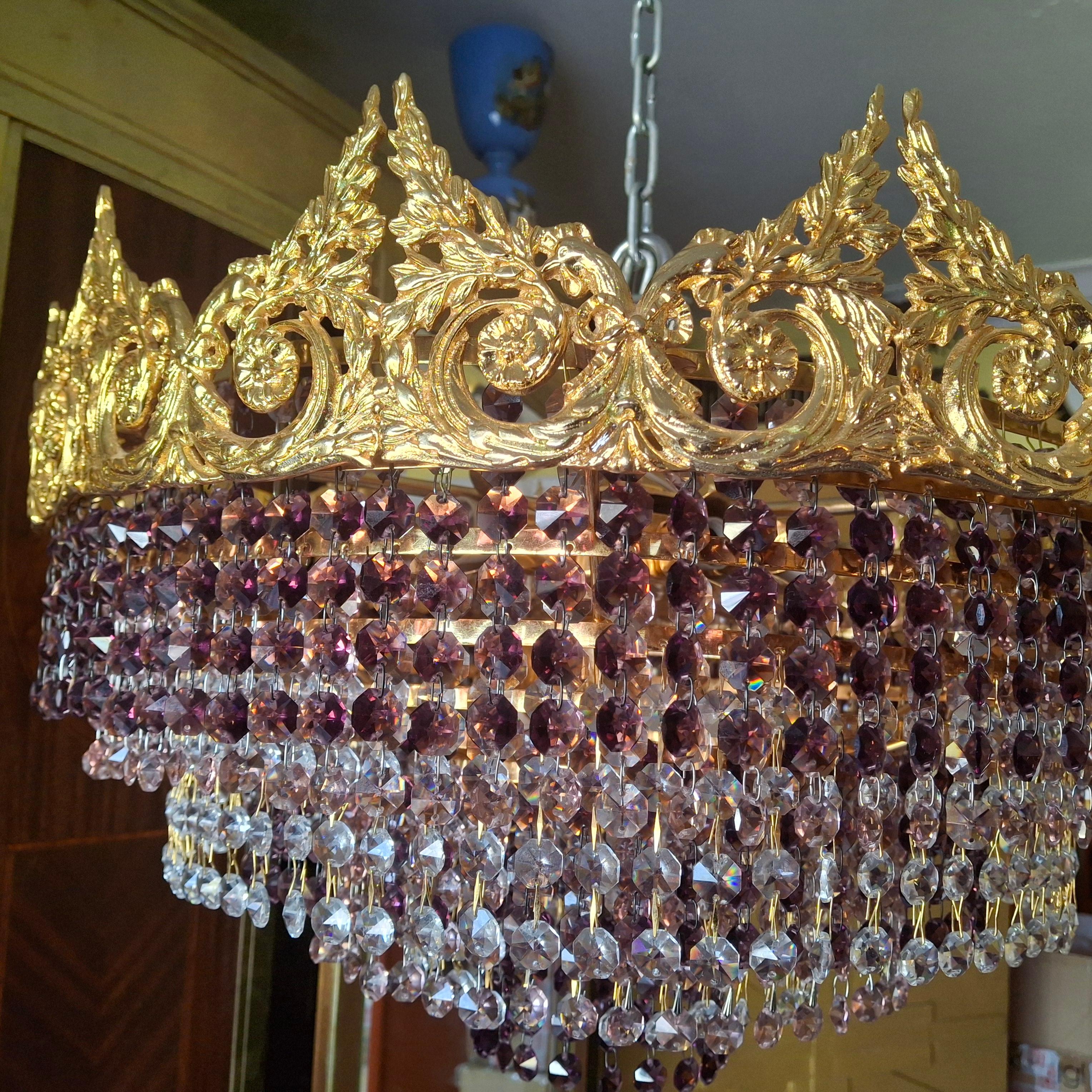 '60s Monumental Empire Gilt Bronze Amethyst Crystal Flush Mount Chandelier Palwa en vente 13