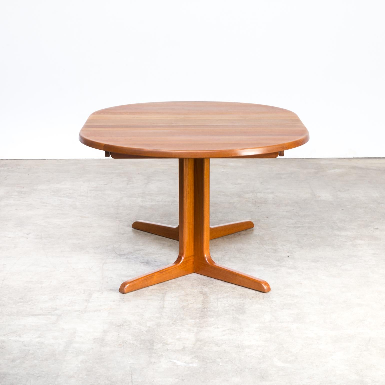 Danish 1960s Niels Bach Extendable Dinner Table for Niels Bach a/S For Sale