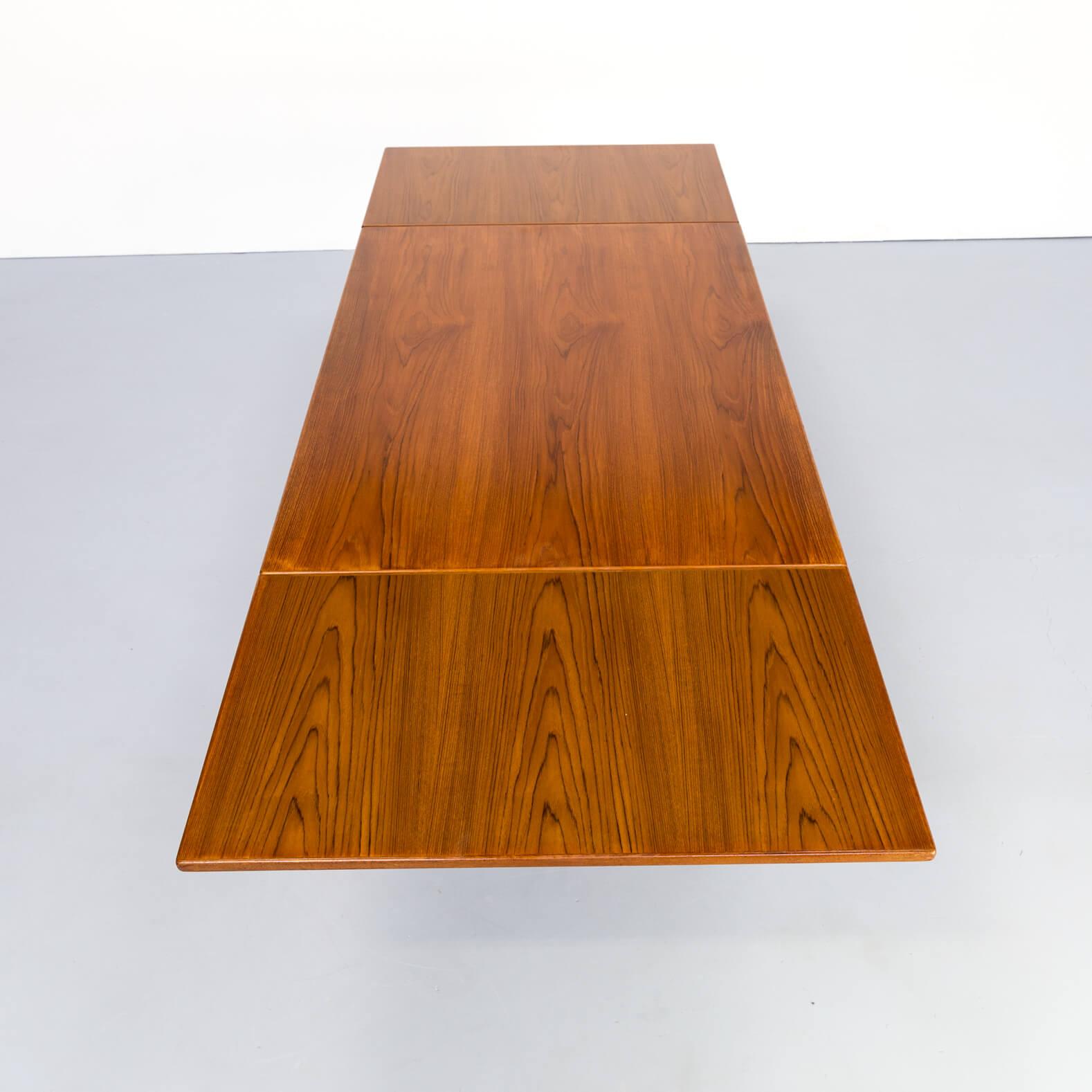 Mid-20th Century 1960s Niels Otto Møller Extendable Dining Table ‘Model No 12’ for J.L. Møllers For Sale