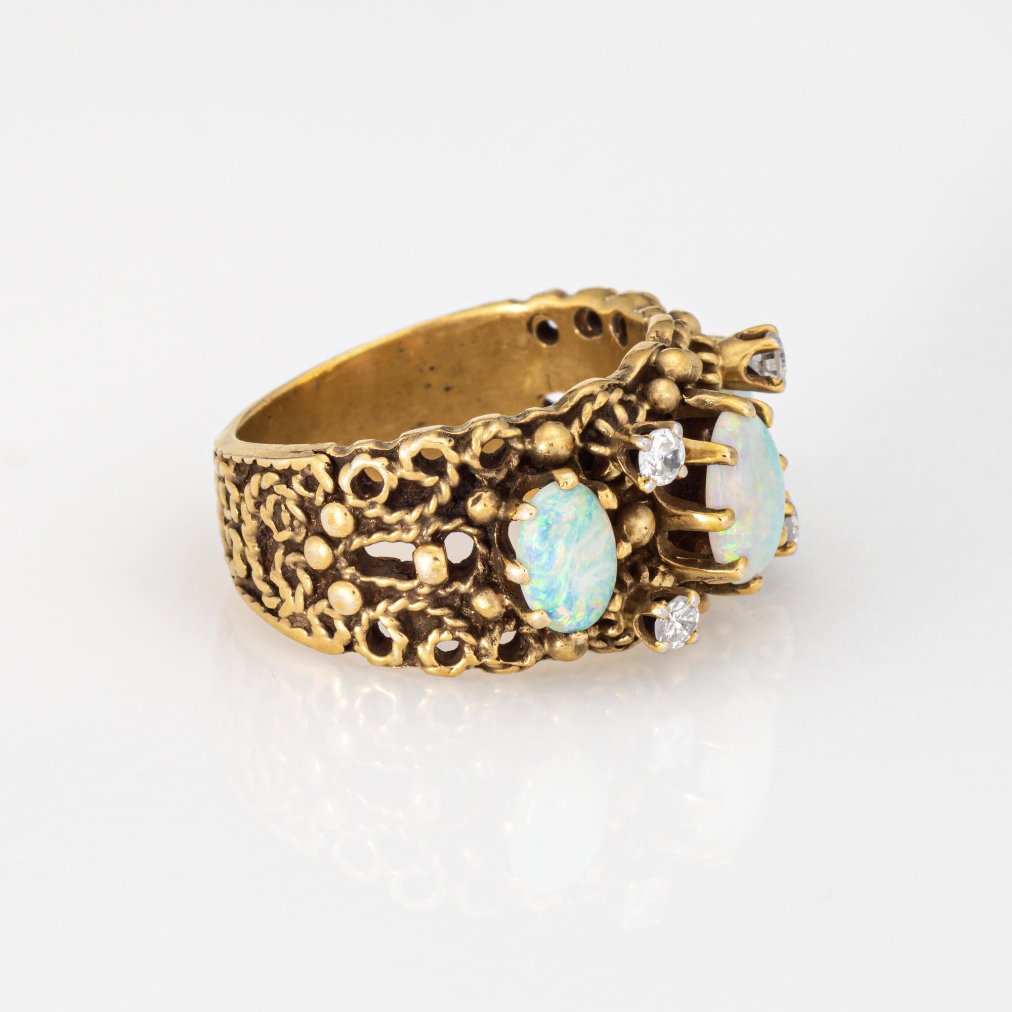 Moderne 60s Opal Diamond Band Ornate Vintage 14k Yellow Gold Ring Sz 4.5 Estate Jewelry en vente