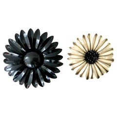 Vintage 60'S Pair Of Organic Modern Enamel "Flower Power" Brooches