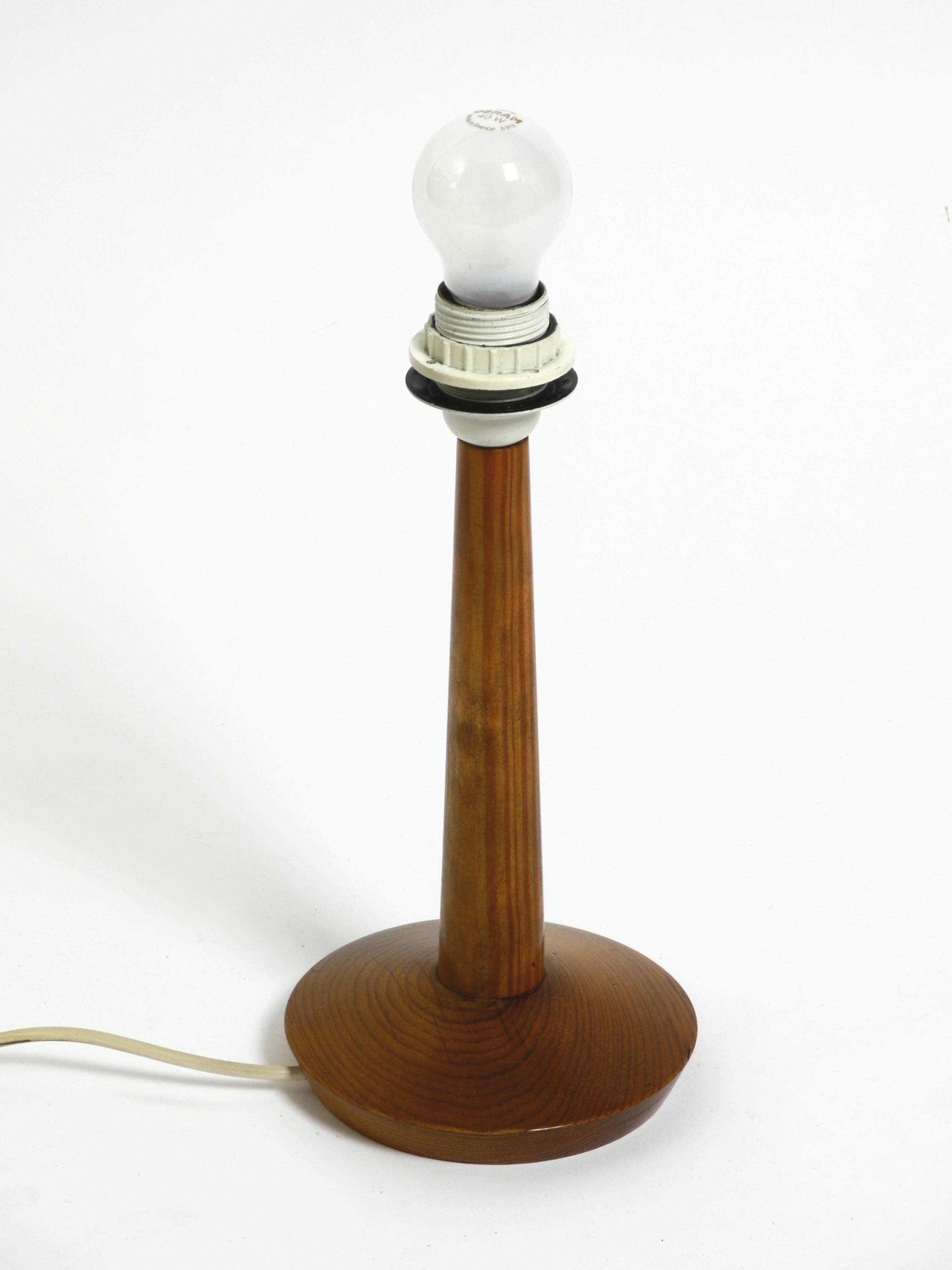 60s pine veneer lamella table lamp by Hans Agne Jakobsson  Markaryd Sweden For Sale 4