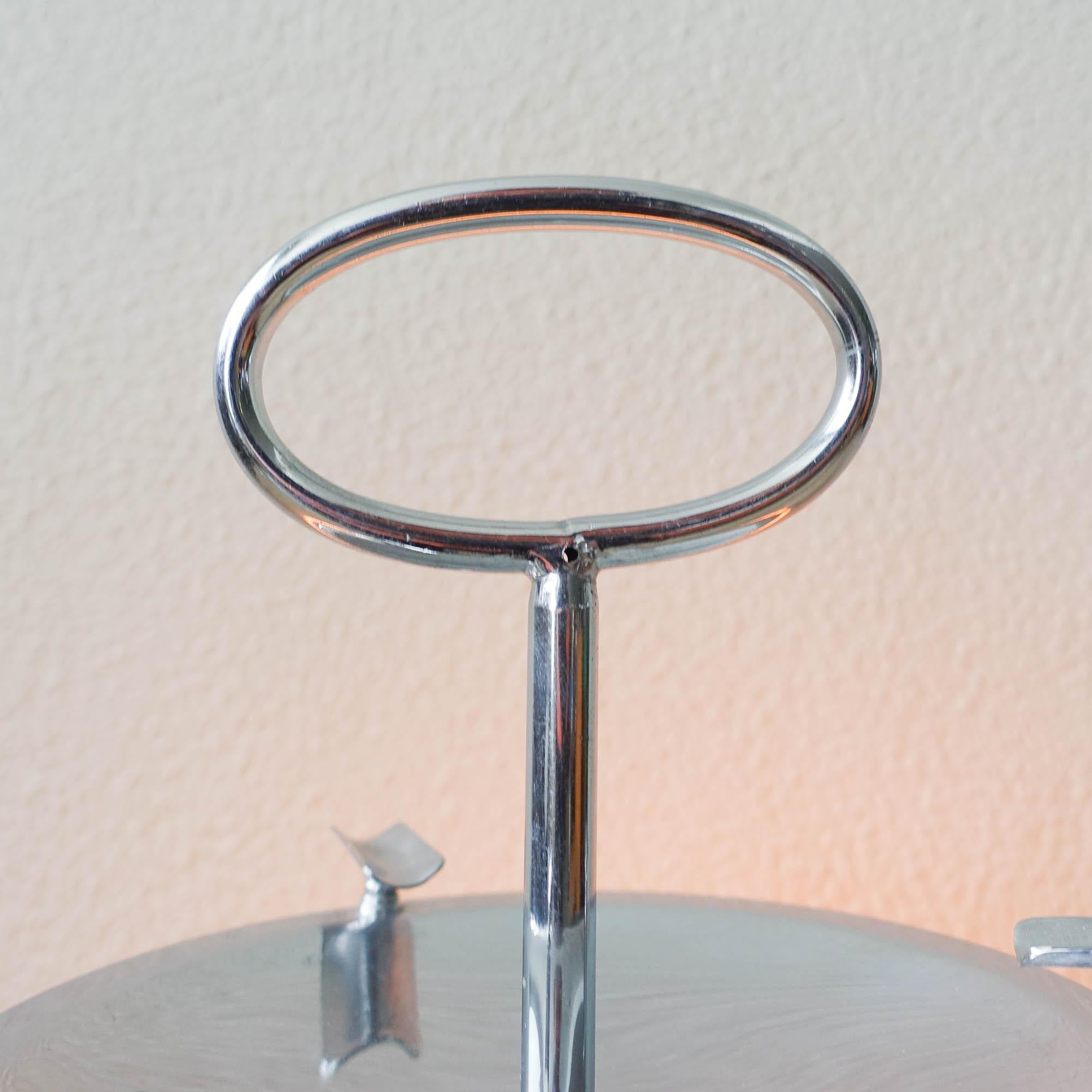 60er Jahre Rosa Portugiesisch Opalglas Aschenbecher Lampe im Angebot 1