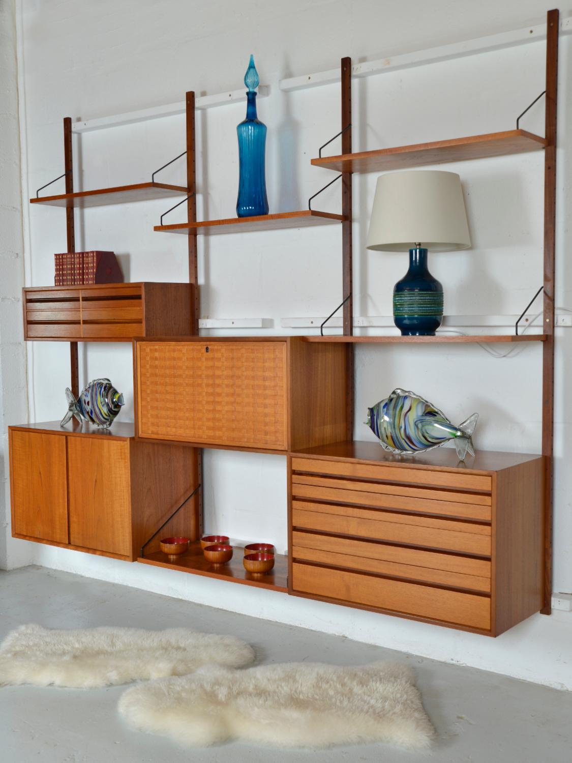 Metal 60s Poul Cadovius Modular Teak 3-Bay Danish Royal System Wall Unit Shelving Bar