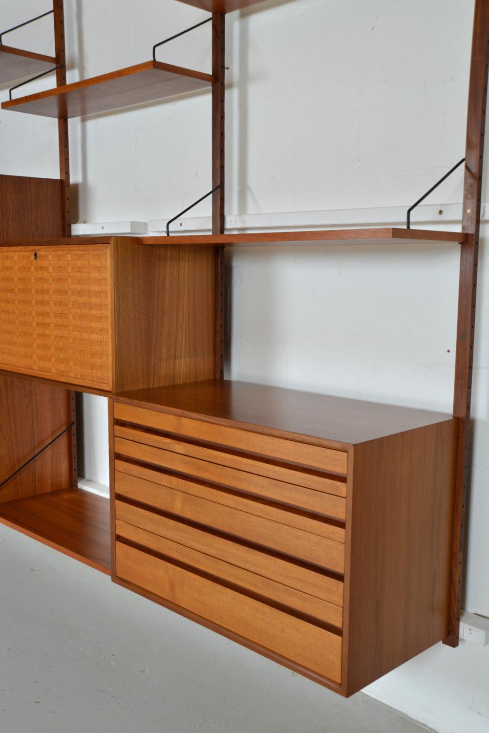 60s Poul Cadovius Modular Teak 3-Bay Danish Royal System Wall Unit Shelving Bar 2