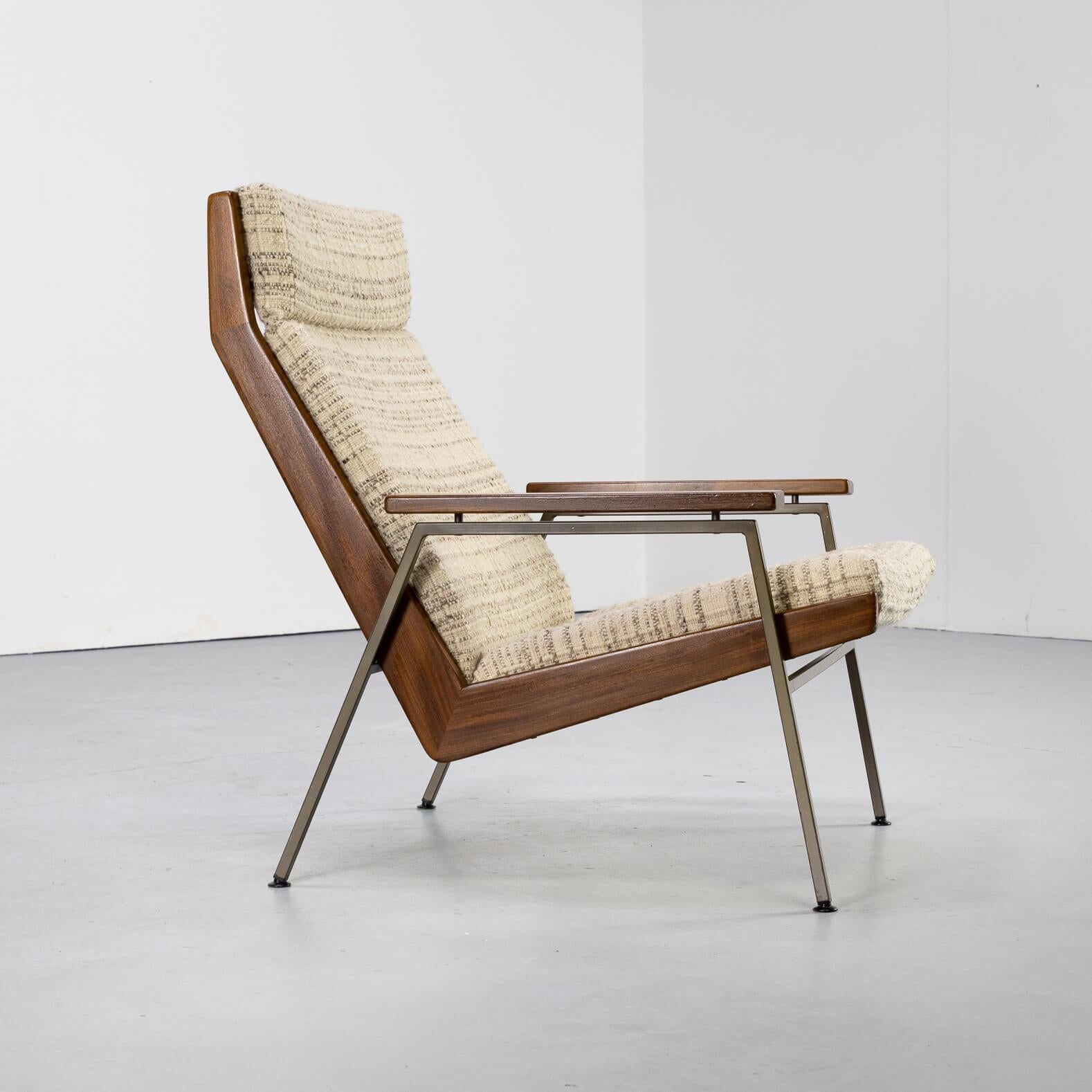 1960s Rob Parry First Edition ‘Lotus’ Fauteuil for Gelderland In Good Condition For Sale In Amstelveen, Noord