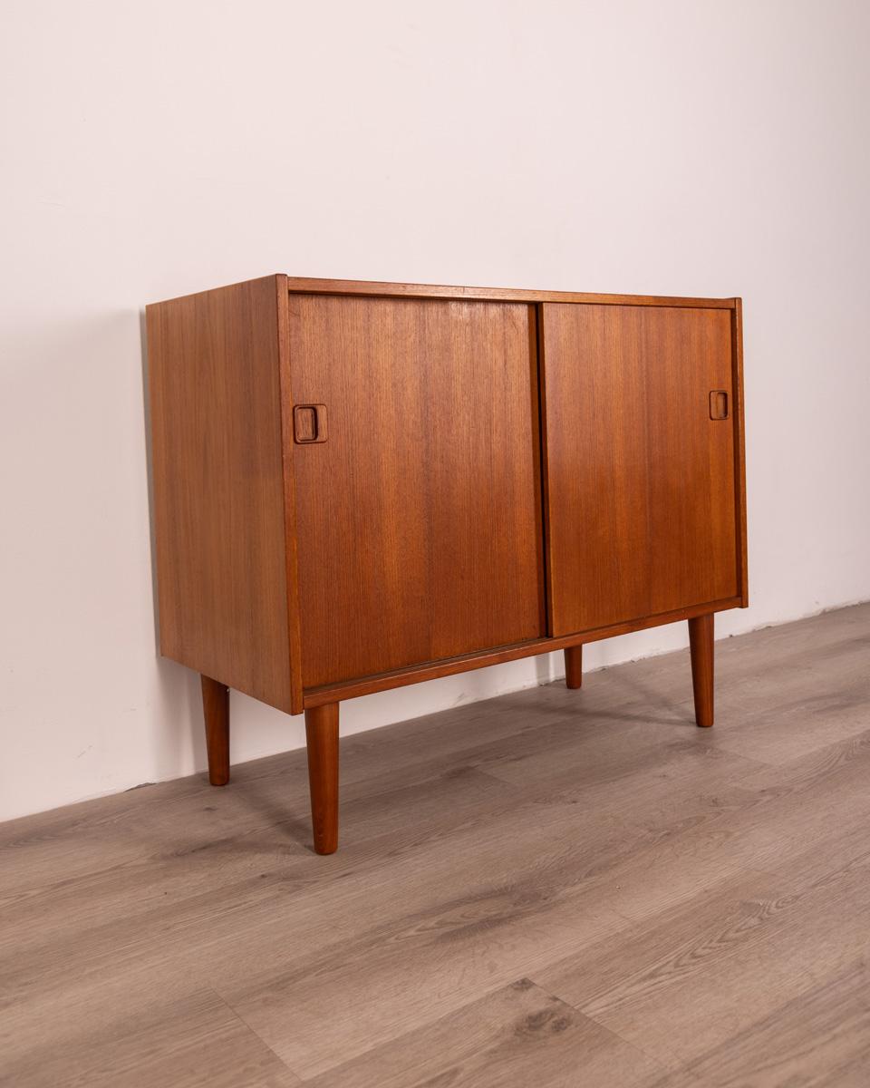 1960s Sideboard Furniture in Teak Wood Danish Design 4