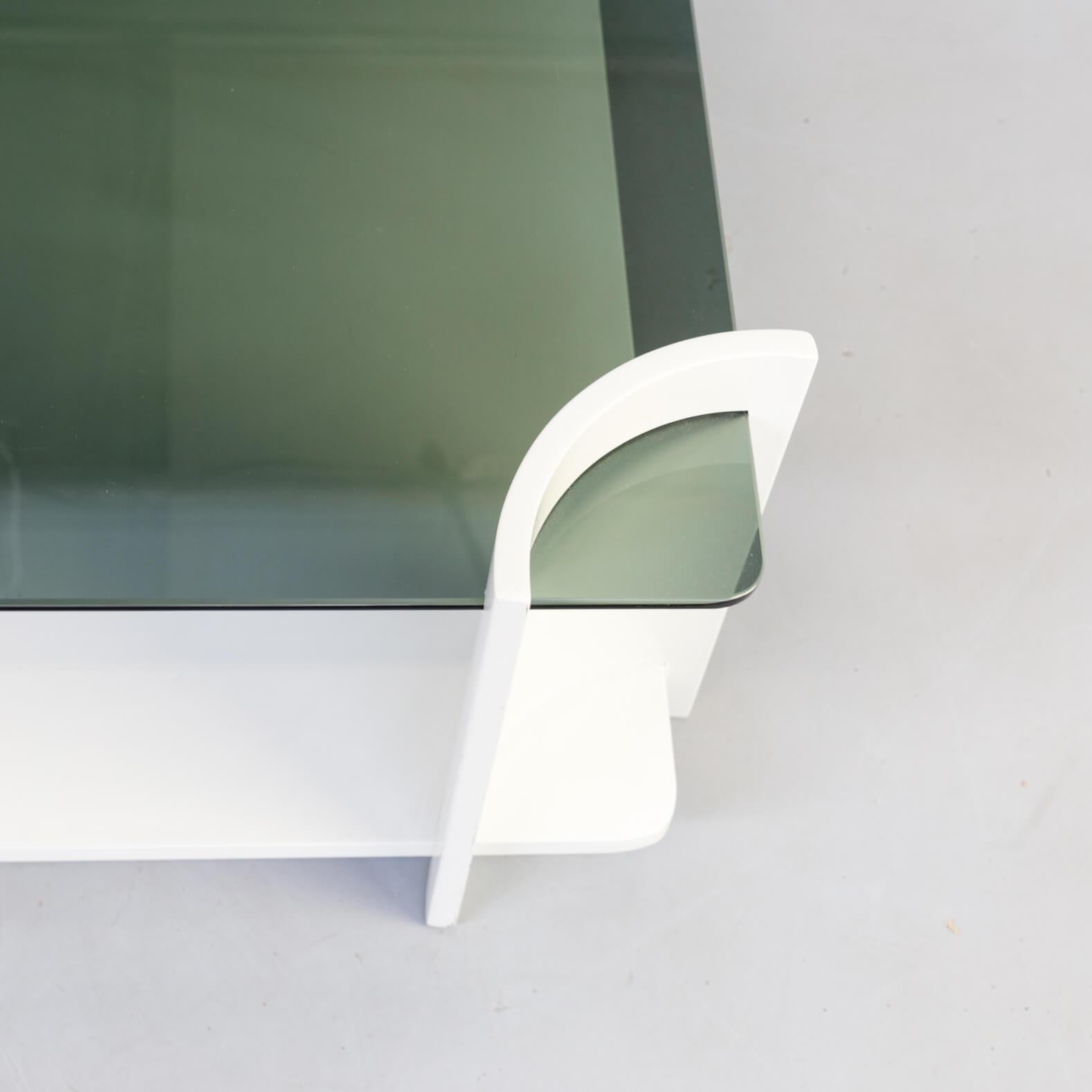 XX secolo Tavolino da caffè quadrato di design AGE degli anni '60 in vendita