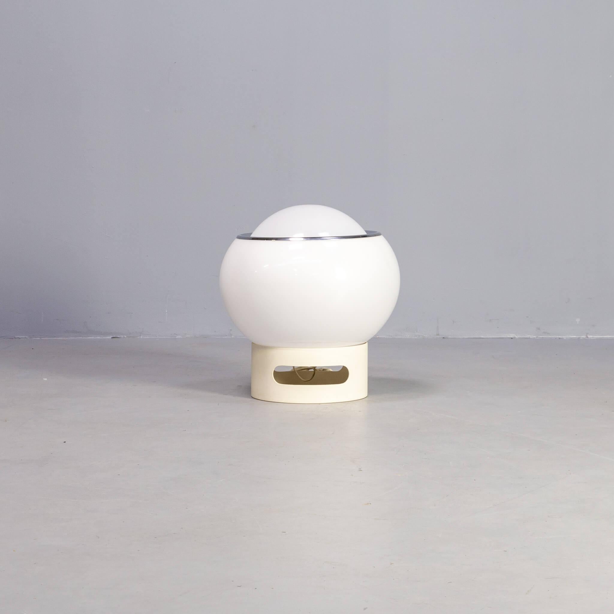 60s Studio 6 ‘Clan’ Floor Lamp for Guzzini In Good Condition For Sale In Amstelveen, Noord