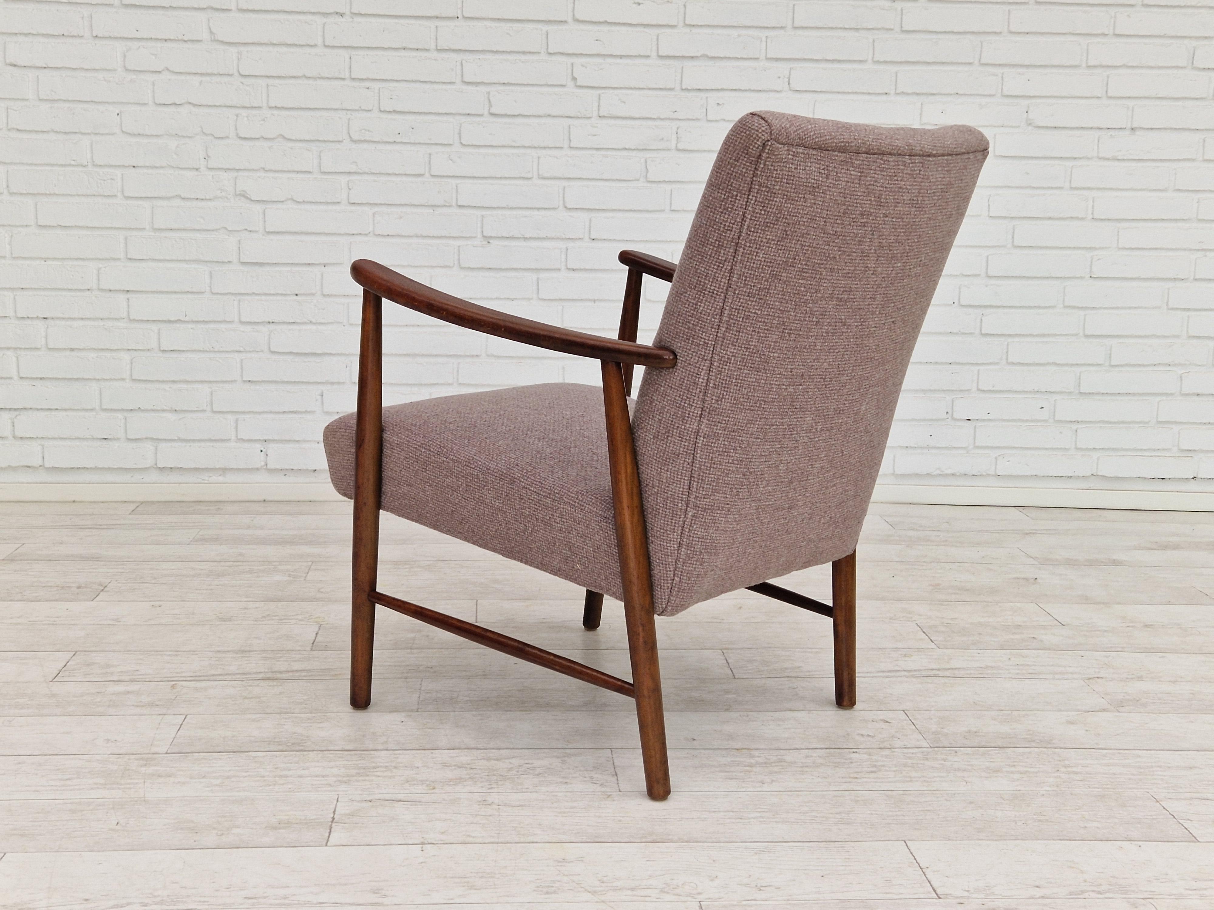 1960s, Swedish Design, Refurbished Armchair, Furniture Wool For Sale 3