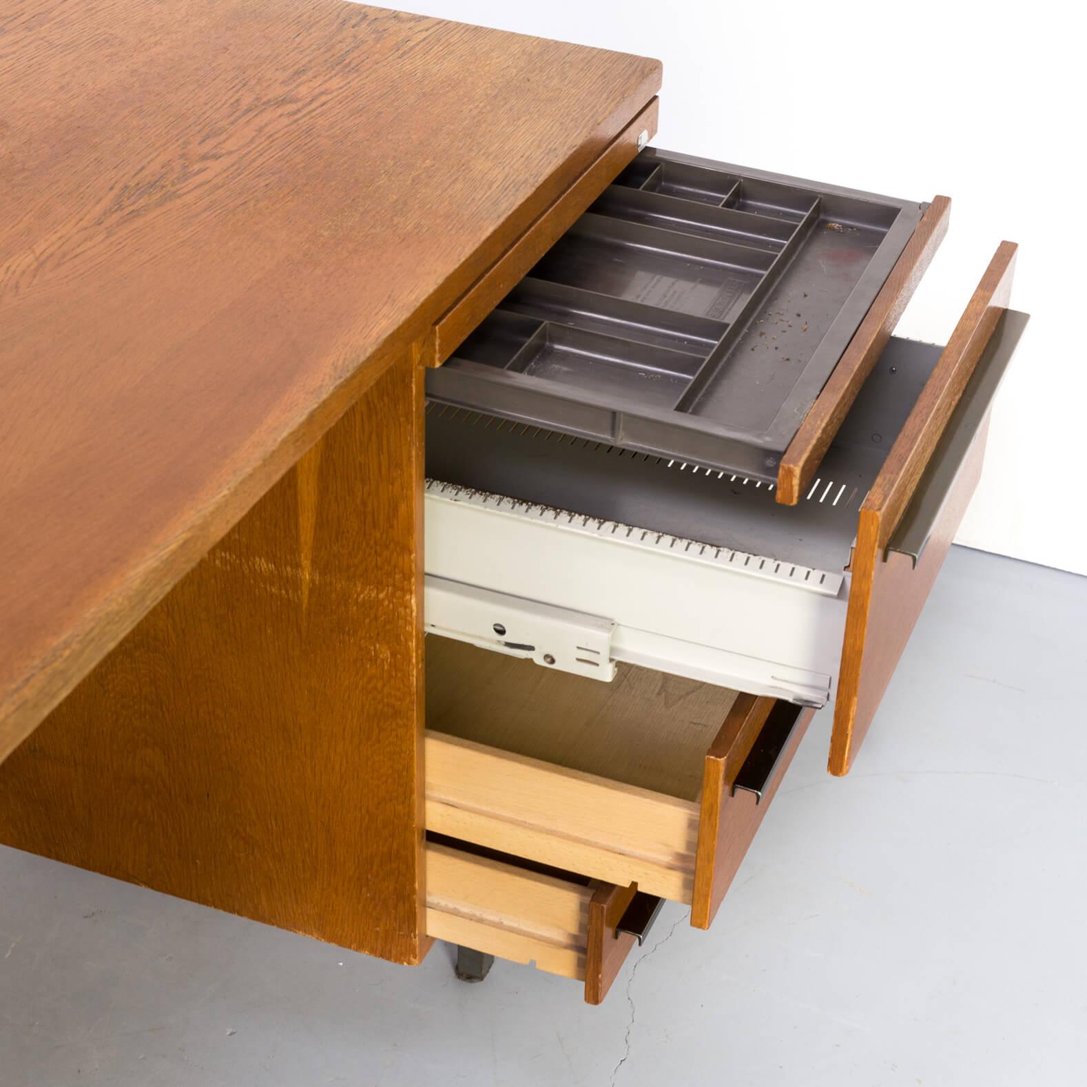 1960s Teak Writing Desk for Stolzenberg Buromöbel 1