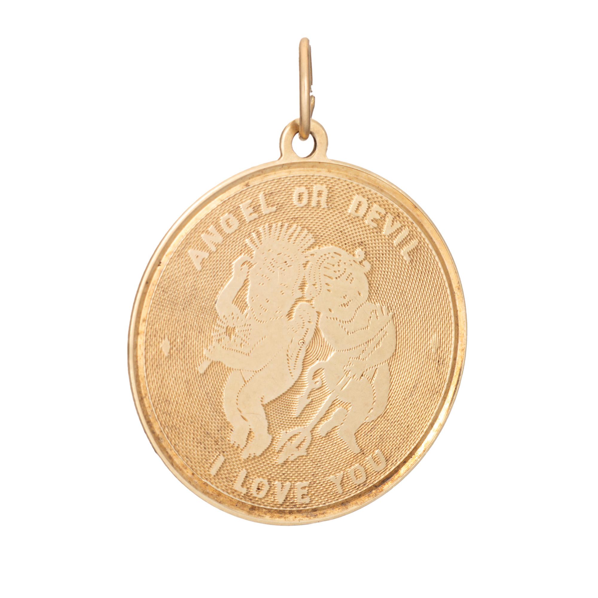 60s Vintage Angel Devil Charm I Love You 14k Yellow Gold Pendant Fine Jewelry Moderno en venta