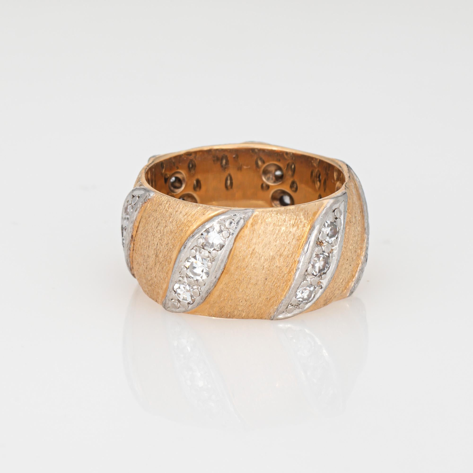 Taille ronde 60s Vintage Diamond Band Sz 5 Wedding Ring 14k Yellow Gold Stacking Jewelry en vente