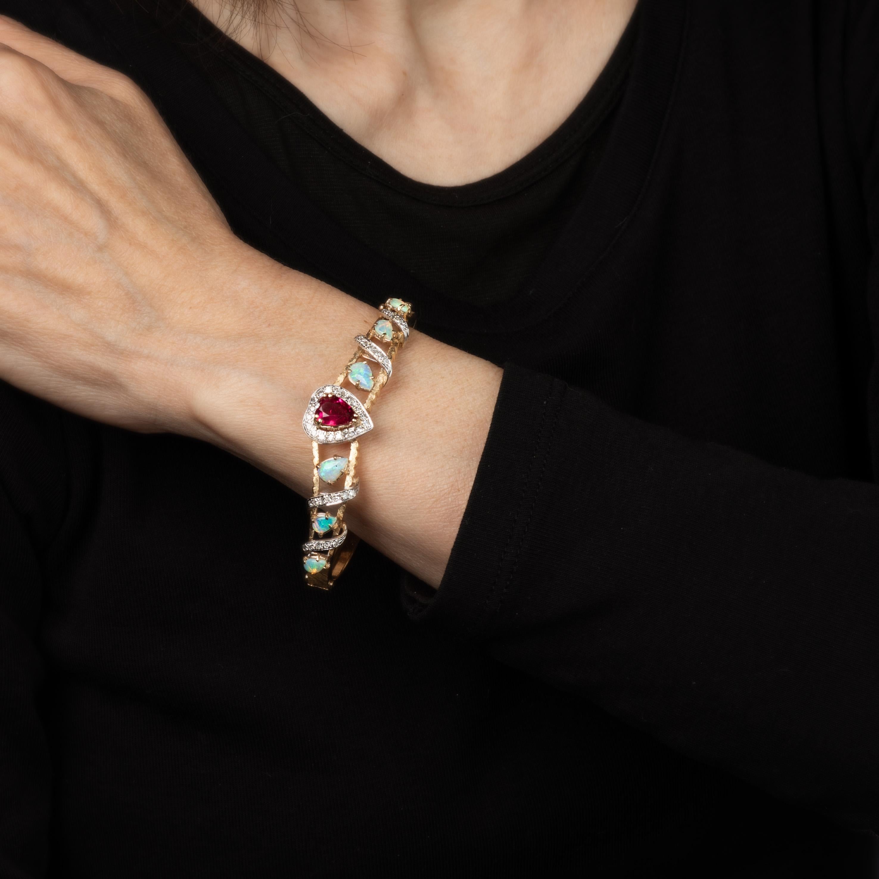 60s Vintage Opal Pink Tourmaline Bracelet Heart Diamond 14k Yellow Gold Jewelry In Good Condition For Sale In Torrance, CA